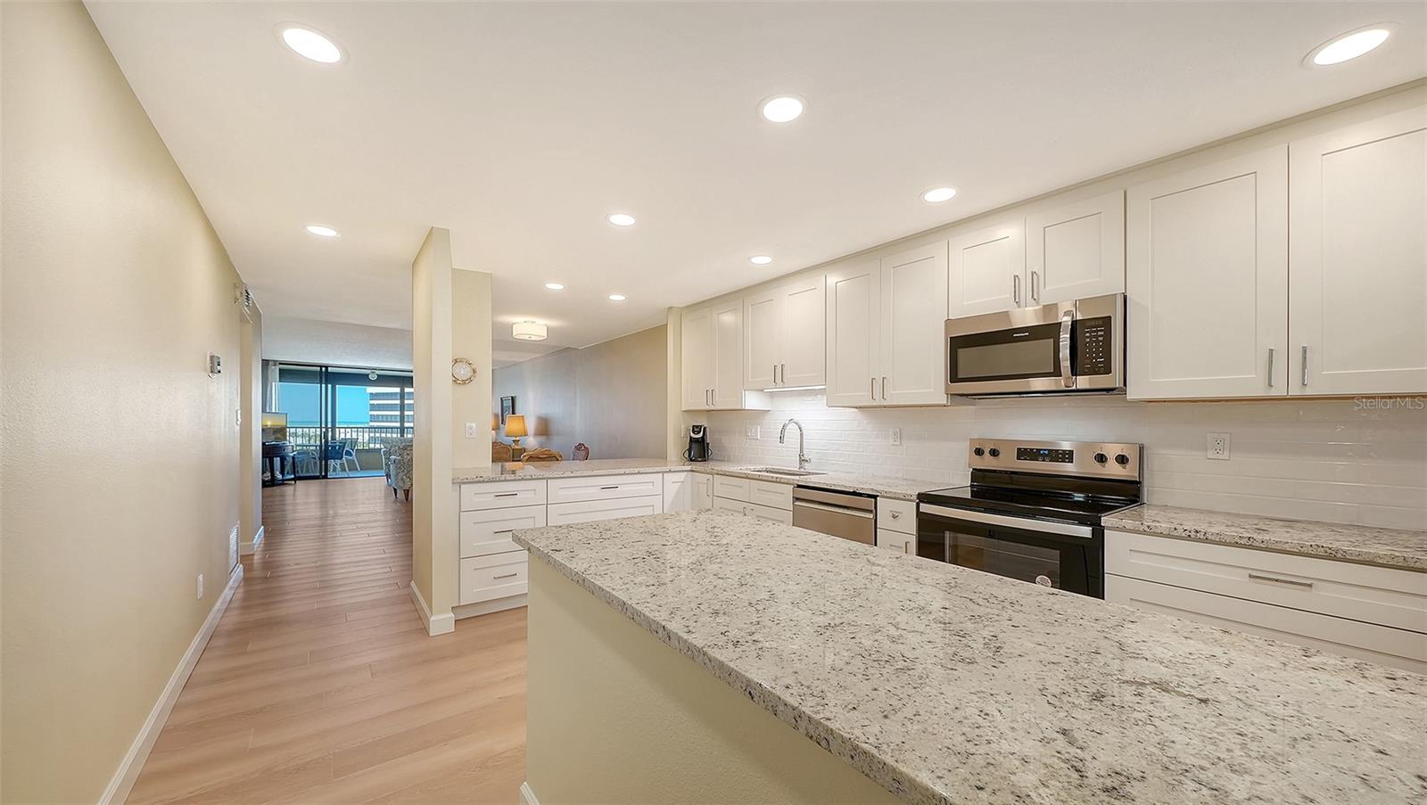 GULF & BAY CLUB PH 1 - Residential