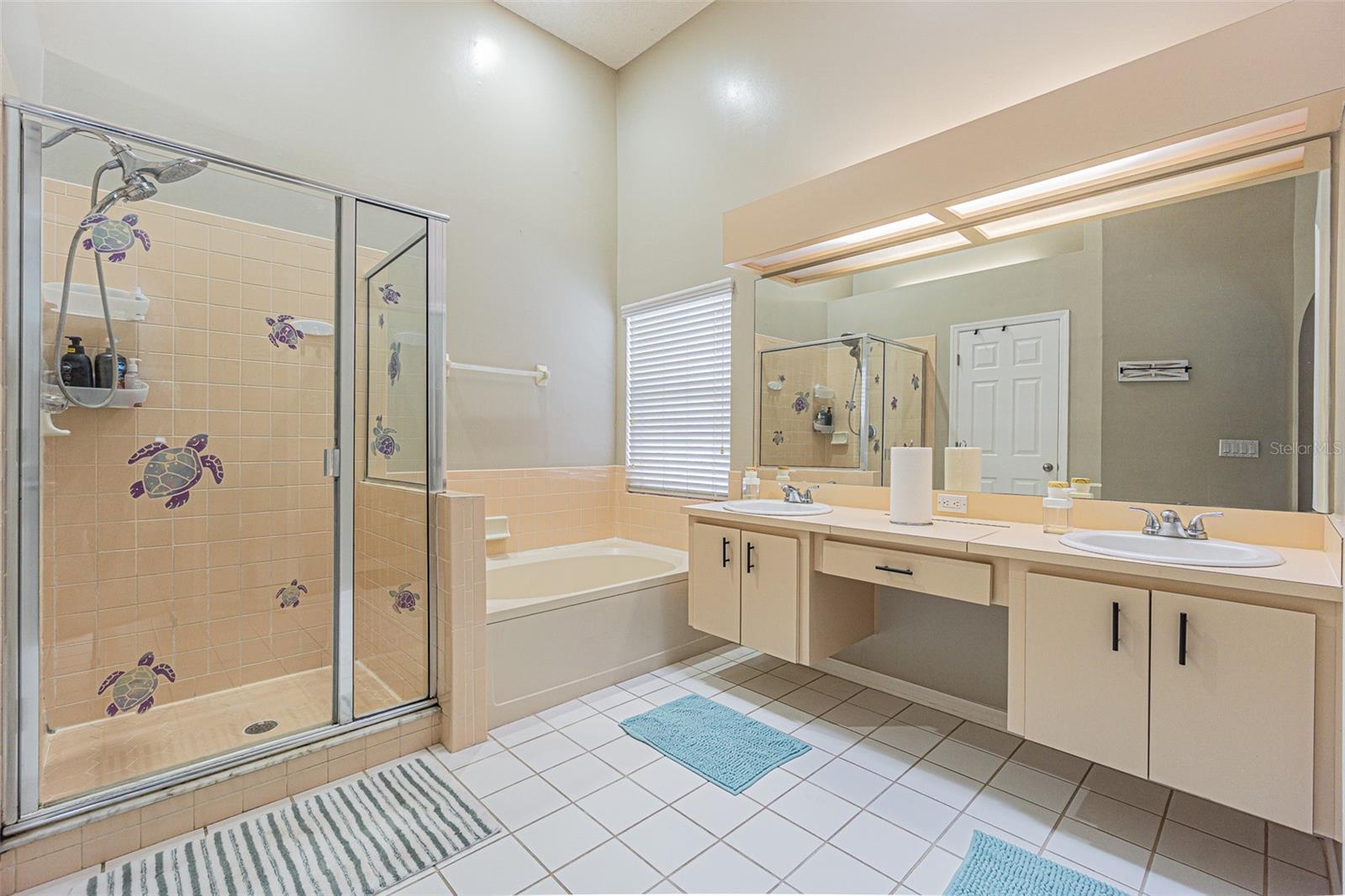 DERBYSHIRE - Residential