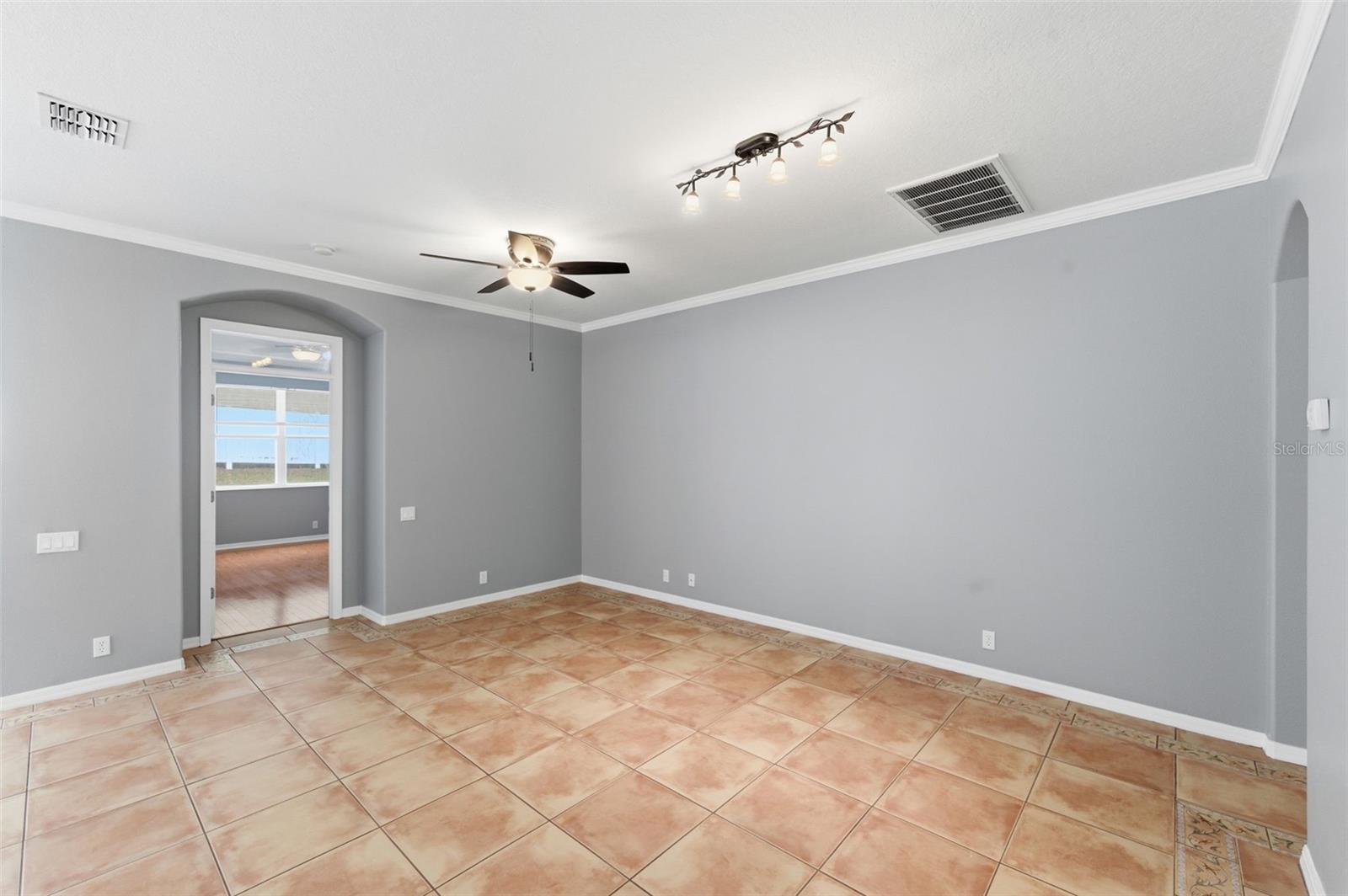 HIGHLANDS - Residential