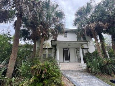 Charming 1910 Lakefront Home with endless potential. Step into timeless character with this beautiful 4-bedroom, 2-bath lakefront home, built in 1910 and brimming with charm. Nestled on a spacious lot with a large yard, this property offers room to relax, play, and take in the peaceful water views right from your backyard. Inside, you’ll find a warm and inviting layout with plenty of natural light, original details, and space for modern living. The detached garage offers exciting possibilities—perfect as a workshop, guest space, or conversion into a private in-law suite. Conveniently located near shops, dining, and commuter routes, this home offers the perfect balance of lakefront living and everyday accessibility. Whether you’re looking to create a family retreat or invest in a property with great potential, this one is a must-see!