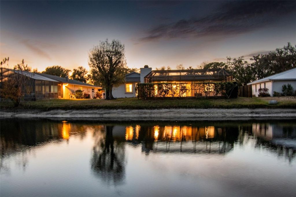 Photo of 4423 Meadow Creek Circle, Sarasota, FL 34233 (MLS # A4679713)