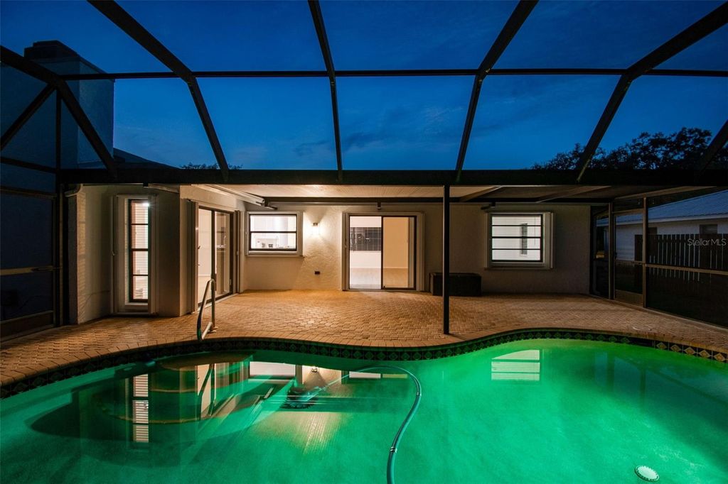 Photo of 4423 Meadow Creek Circle, Sarasota, FL 34233 (MLS # A4679713)