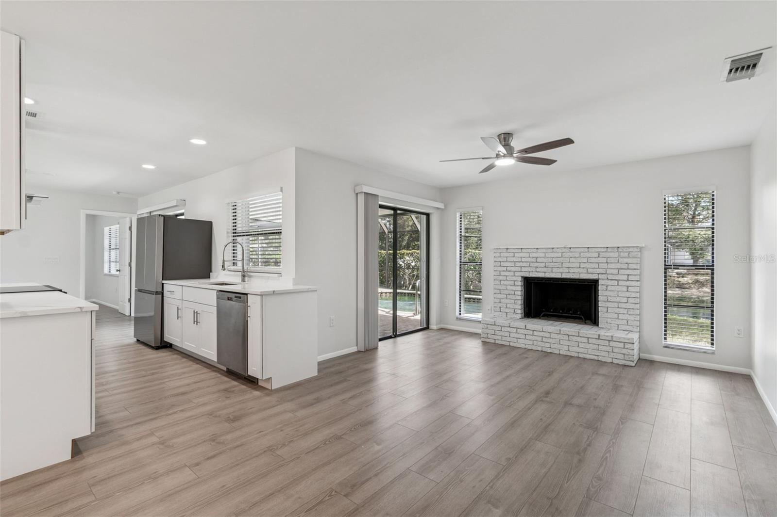 EVERGREEN PARK - Residential