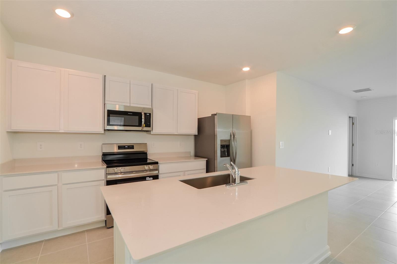 PEACE CRK RESERVE - Residential Lease