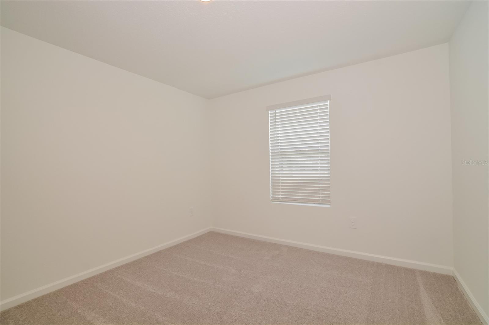 PEACE CRK RESERVE - Residential Lease