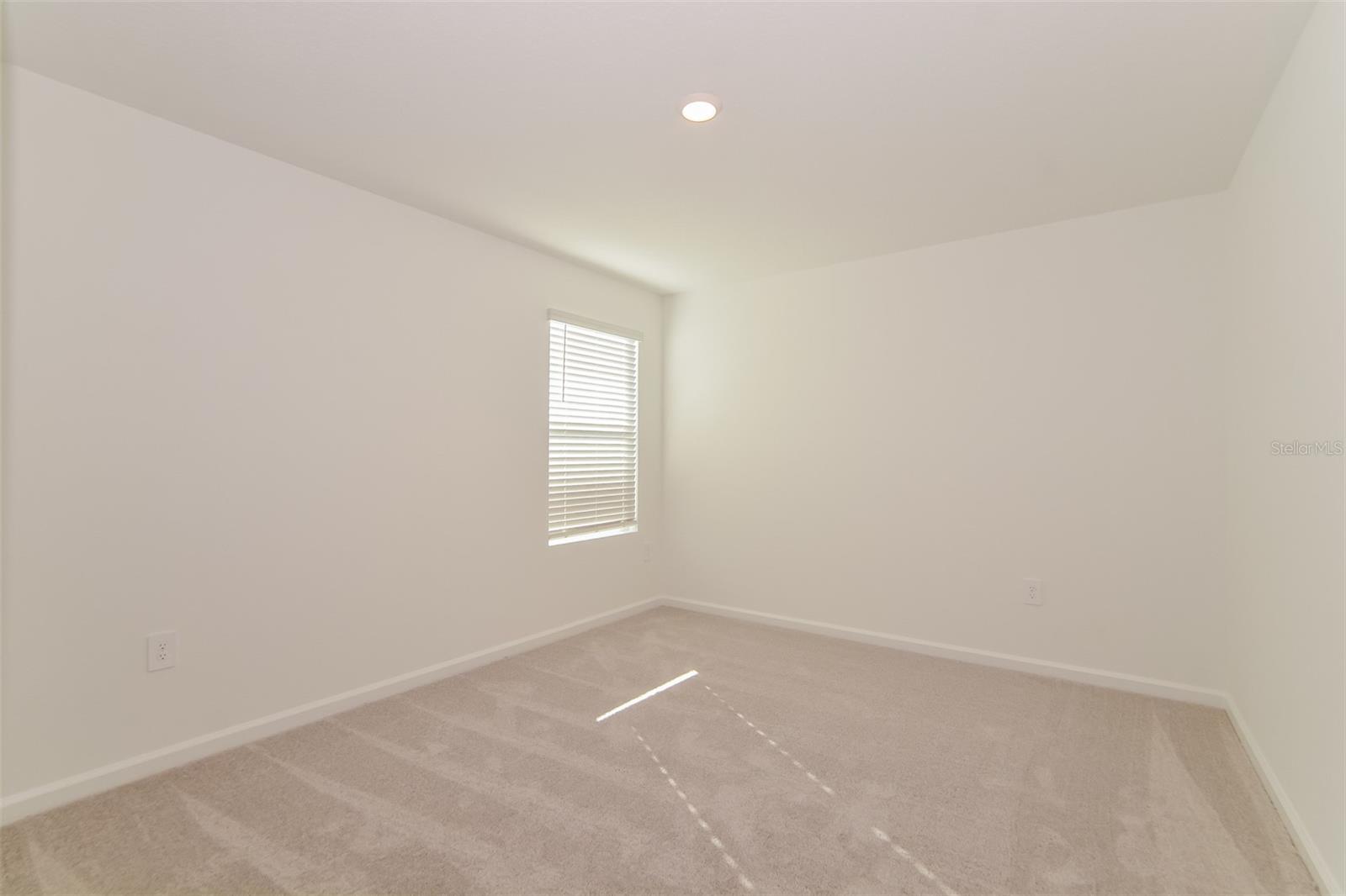 PEACE CRK RESERVE - Residential Lease