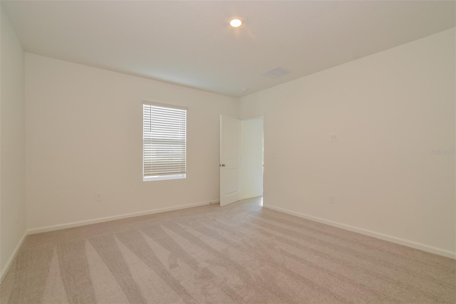 PEACE CRK RESERVE - Residential Lease