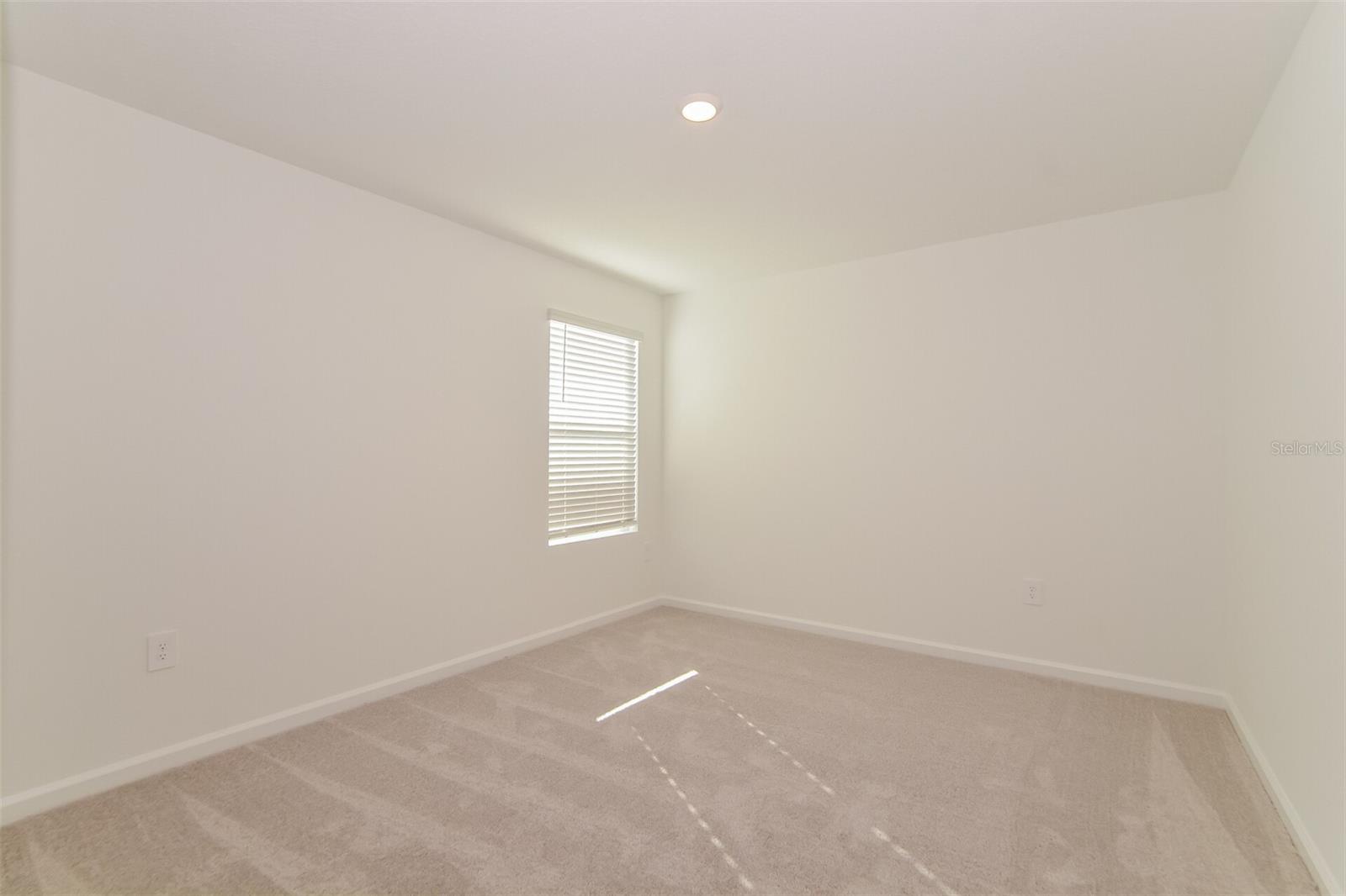 PEACE CRK RESERVE - Residential Lease