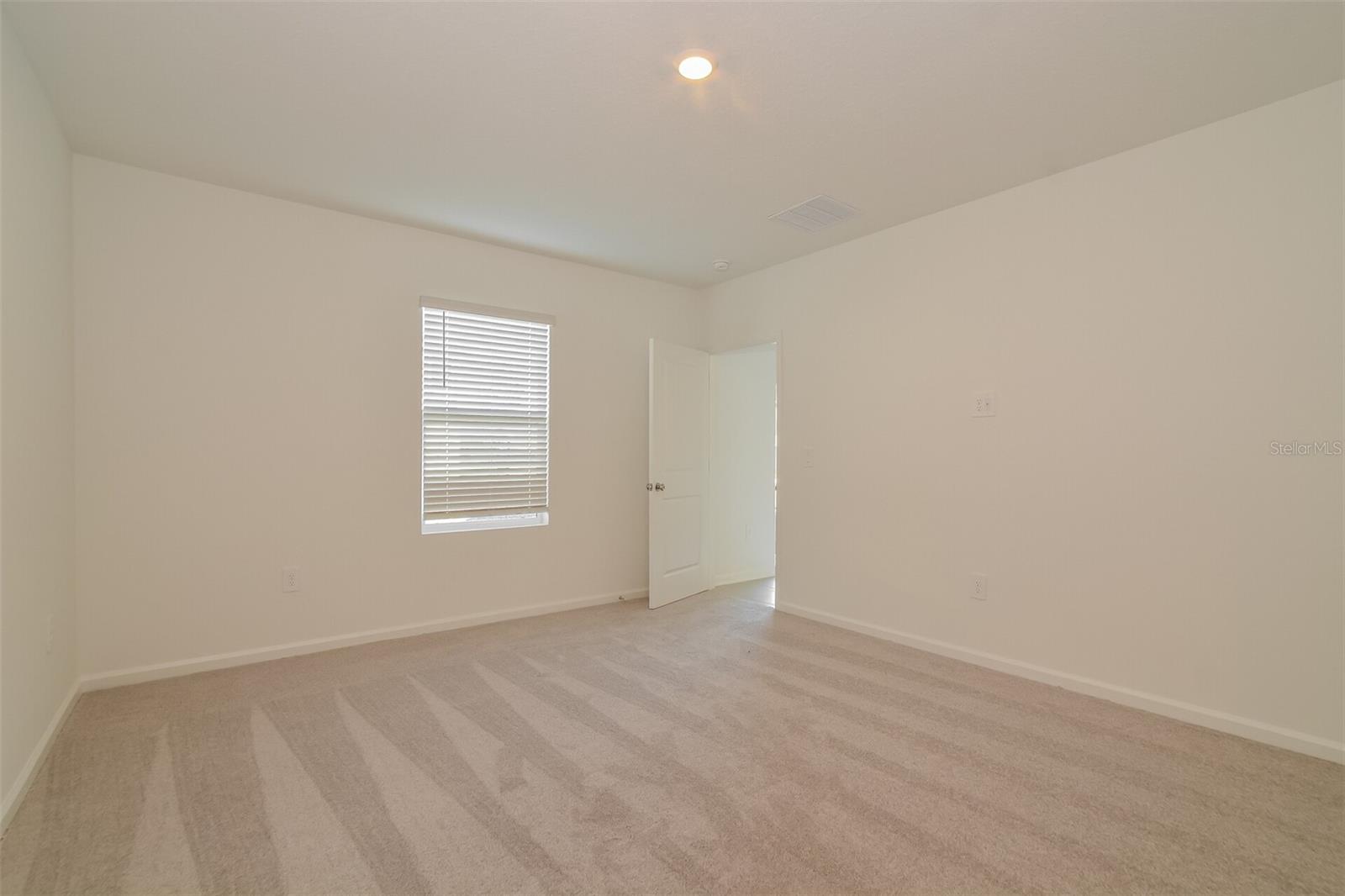 PEACE CRK RESERVE - Residential Lease