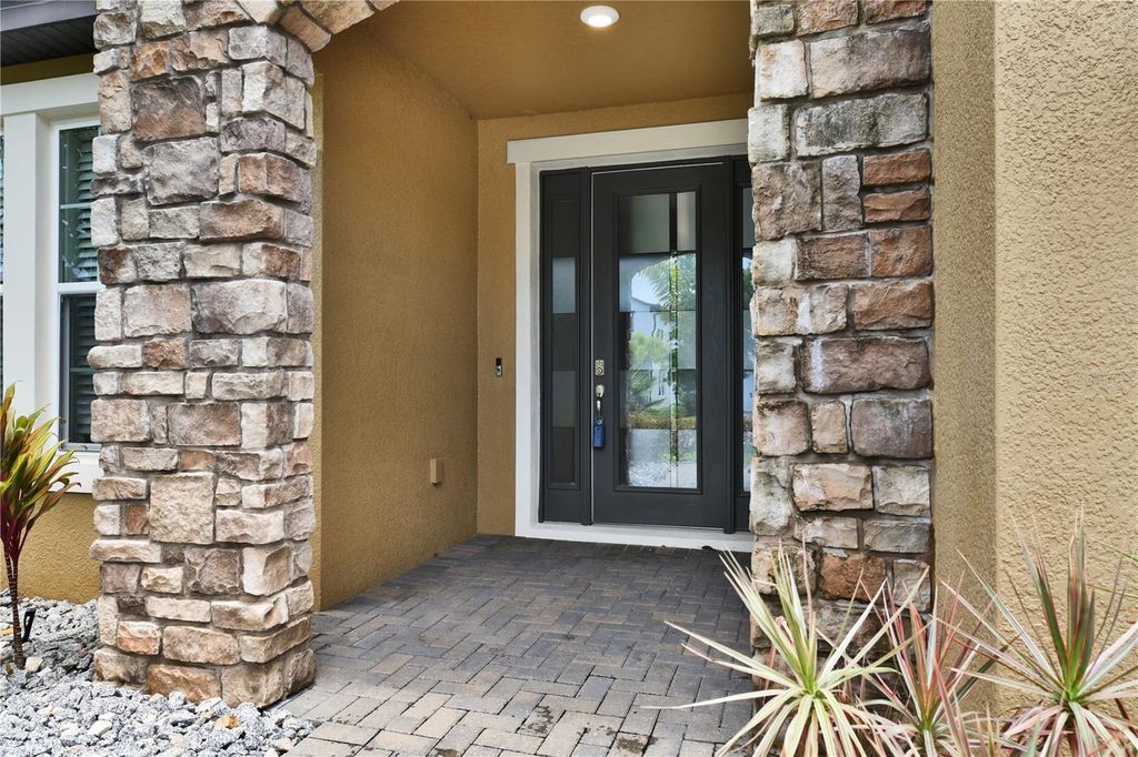 Photo of 11613 Sweet Tangerine Lane, Tampa, FL 33626 (MLS # TB8401418)