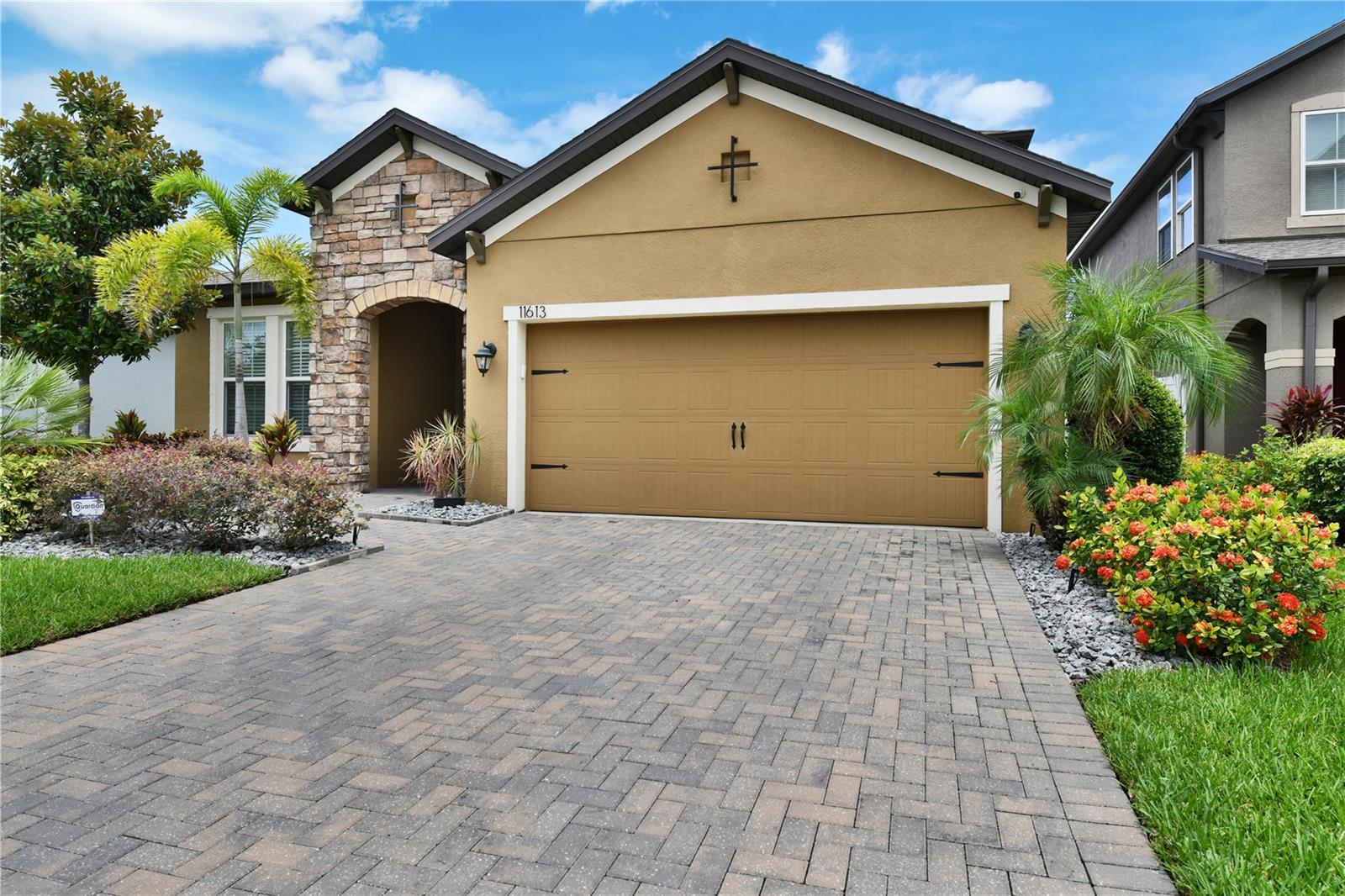 11613 SWEET TANGERINE LANE