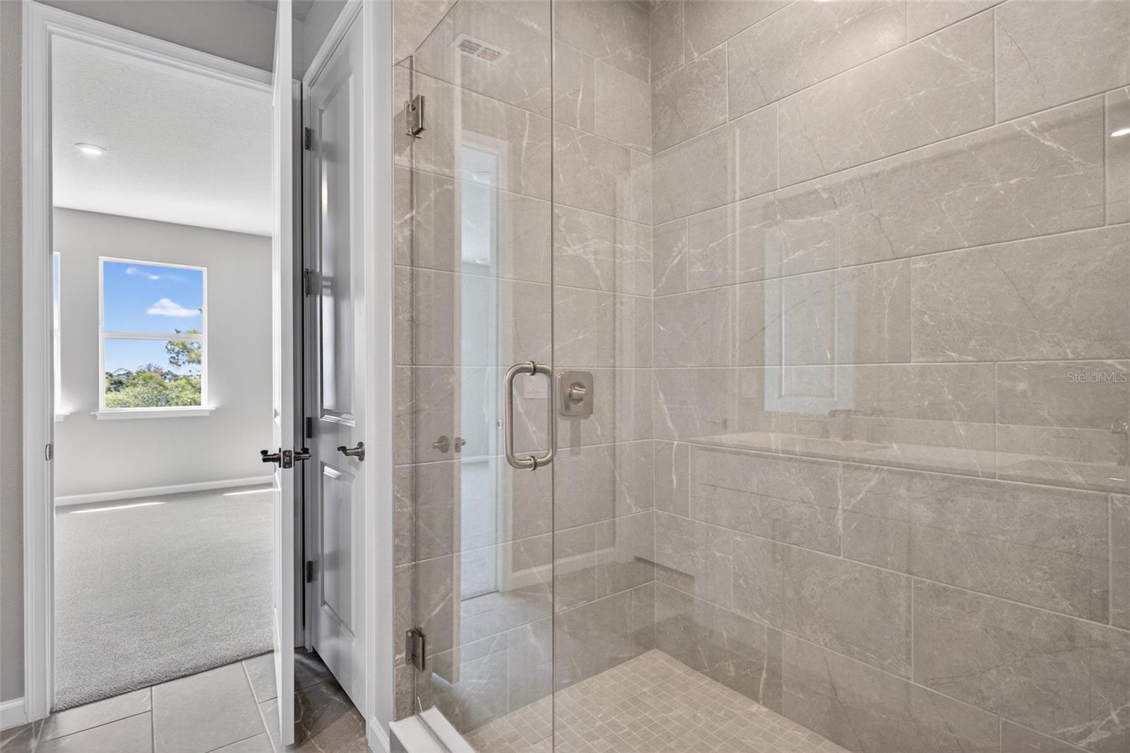 LAKESPUR AT WELLEN PARK - Residential