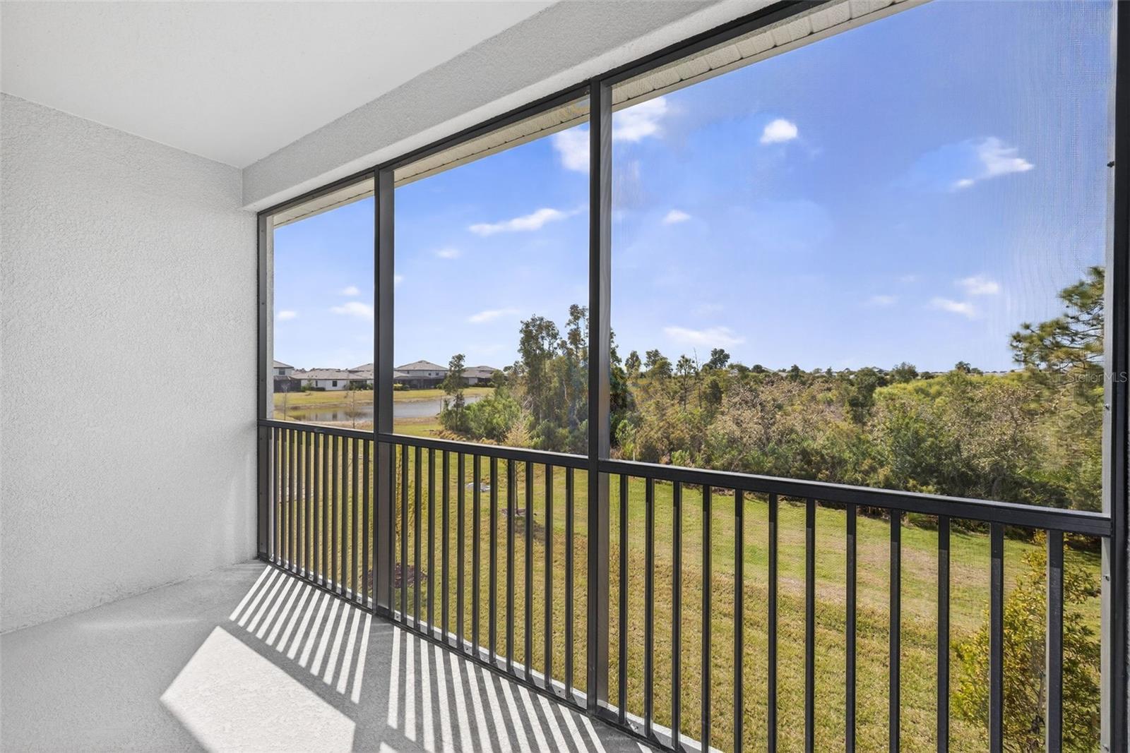 LAKESPUR AT WELLEN PARK - Residential