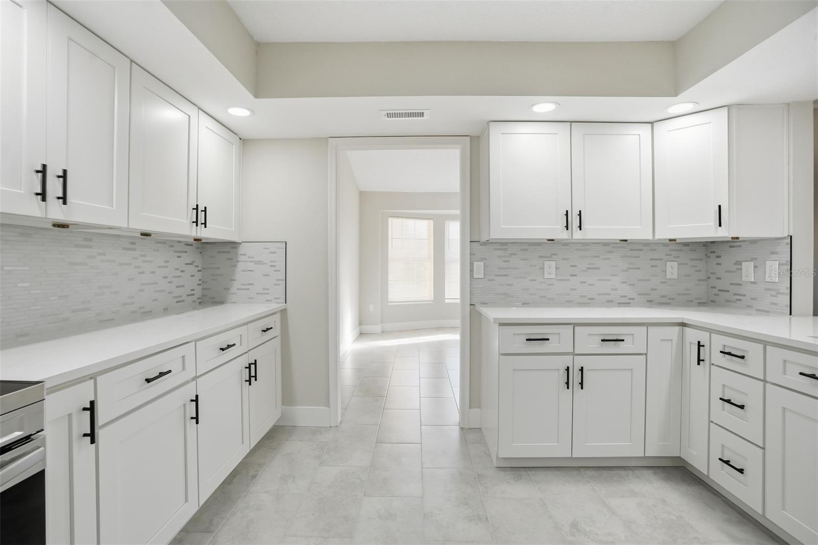 RAINBOW WOODS - Residential