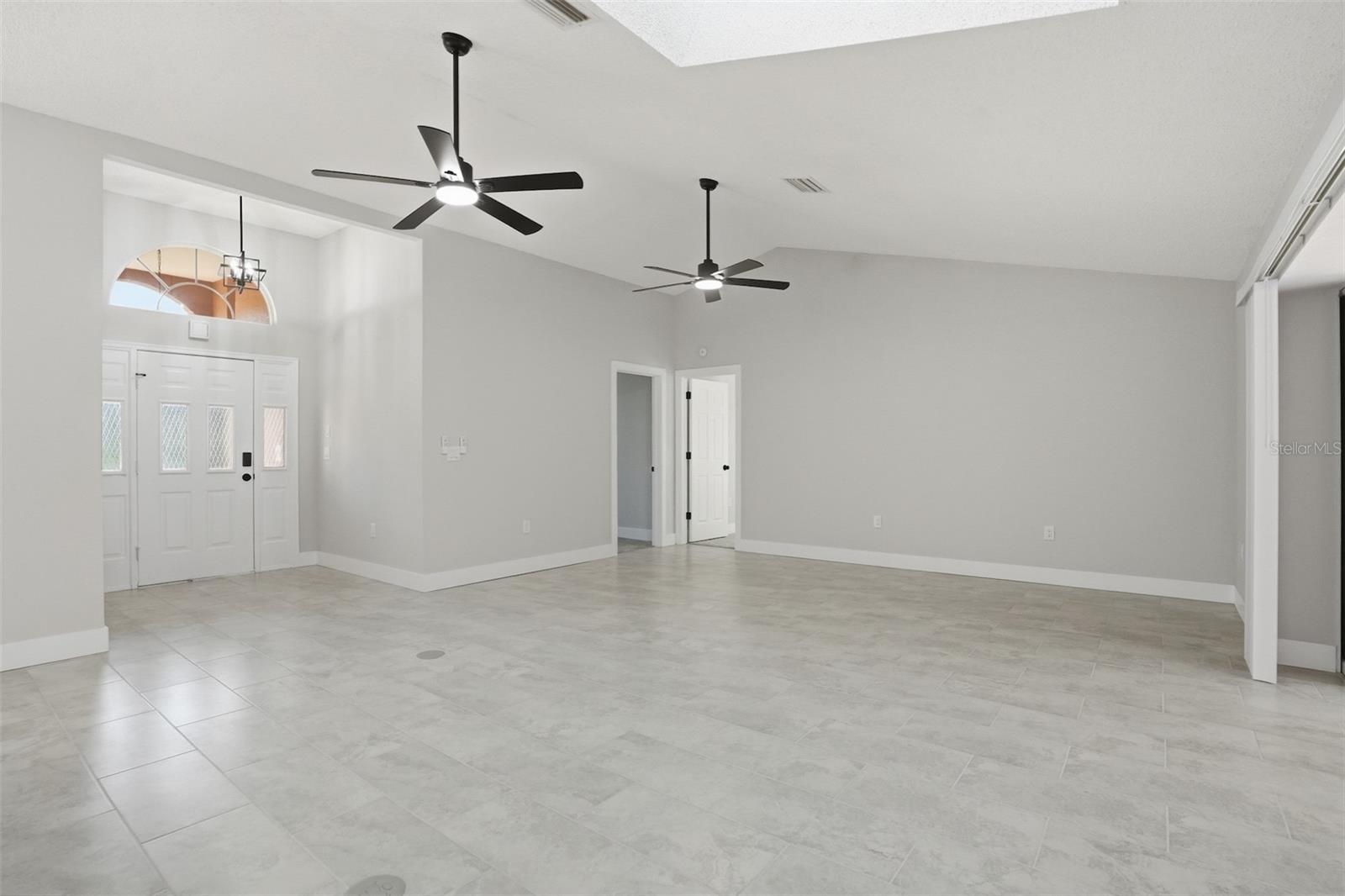 RAINBOW WOODS - Residential