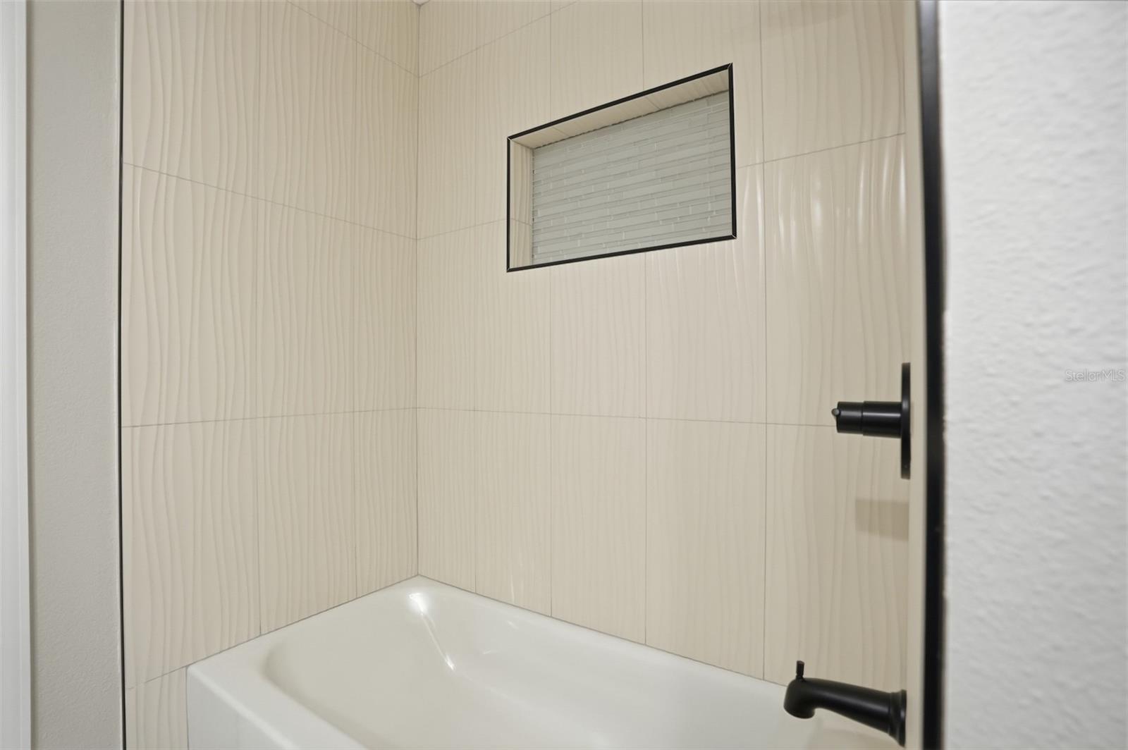 RAINBOW WOODS - Residential