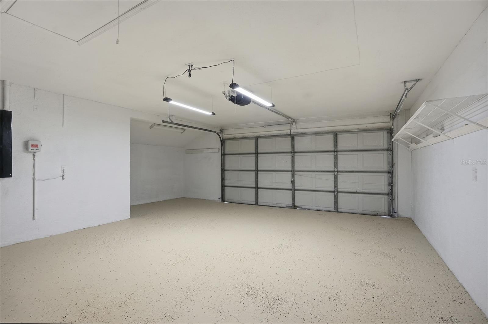 RAINBOW WOODS - Residential