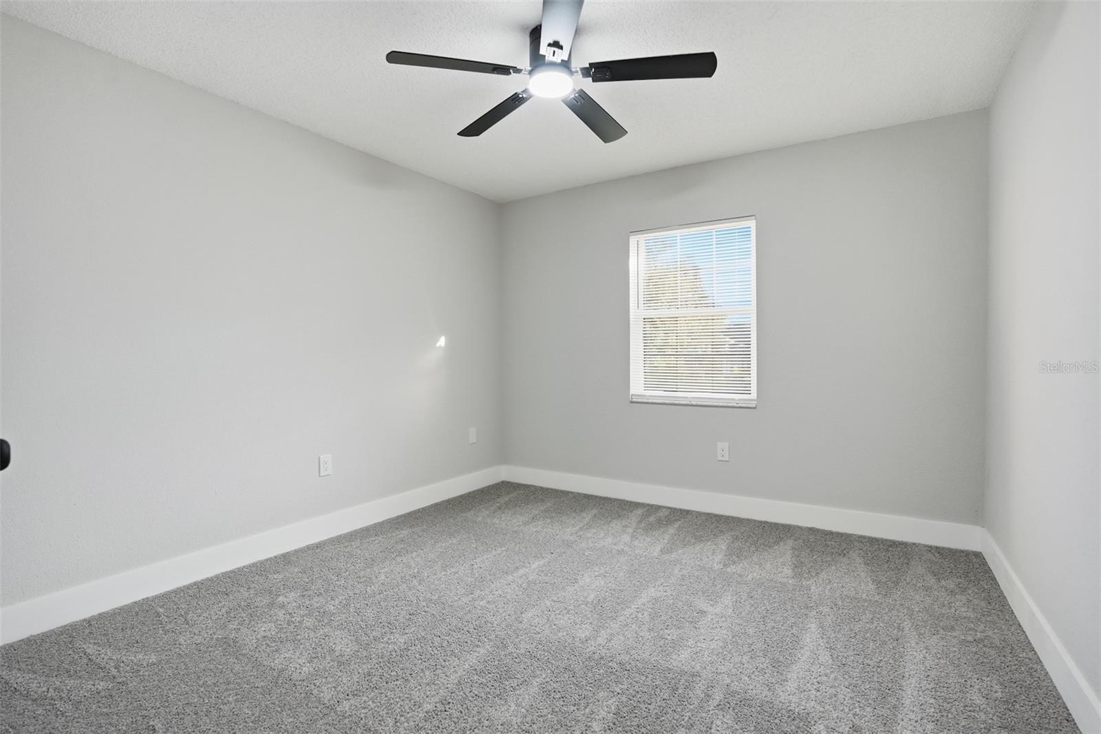 RAINBOW WOODS - Residential