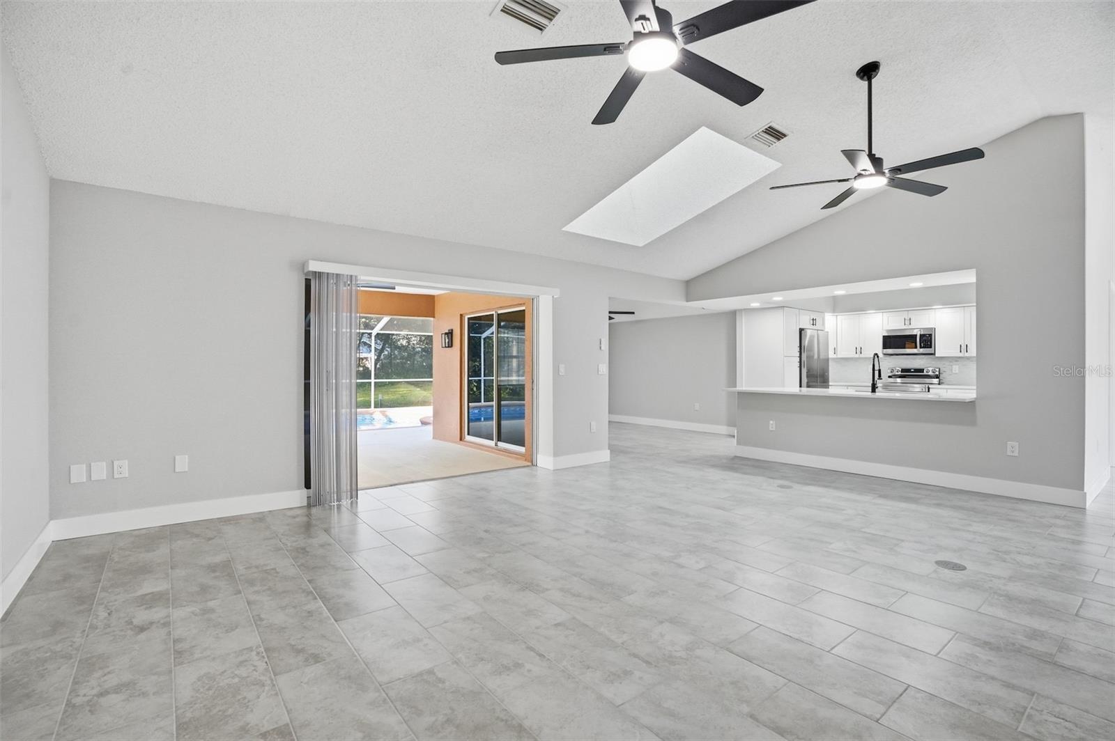 RAINBOW WOODS - Residential