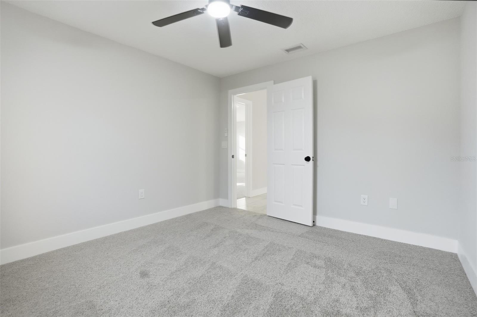 RAINBOW WOODS - Residential