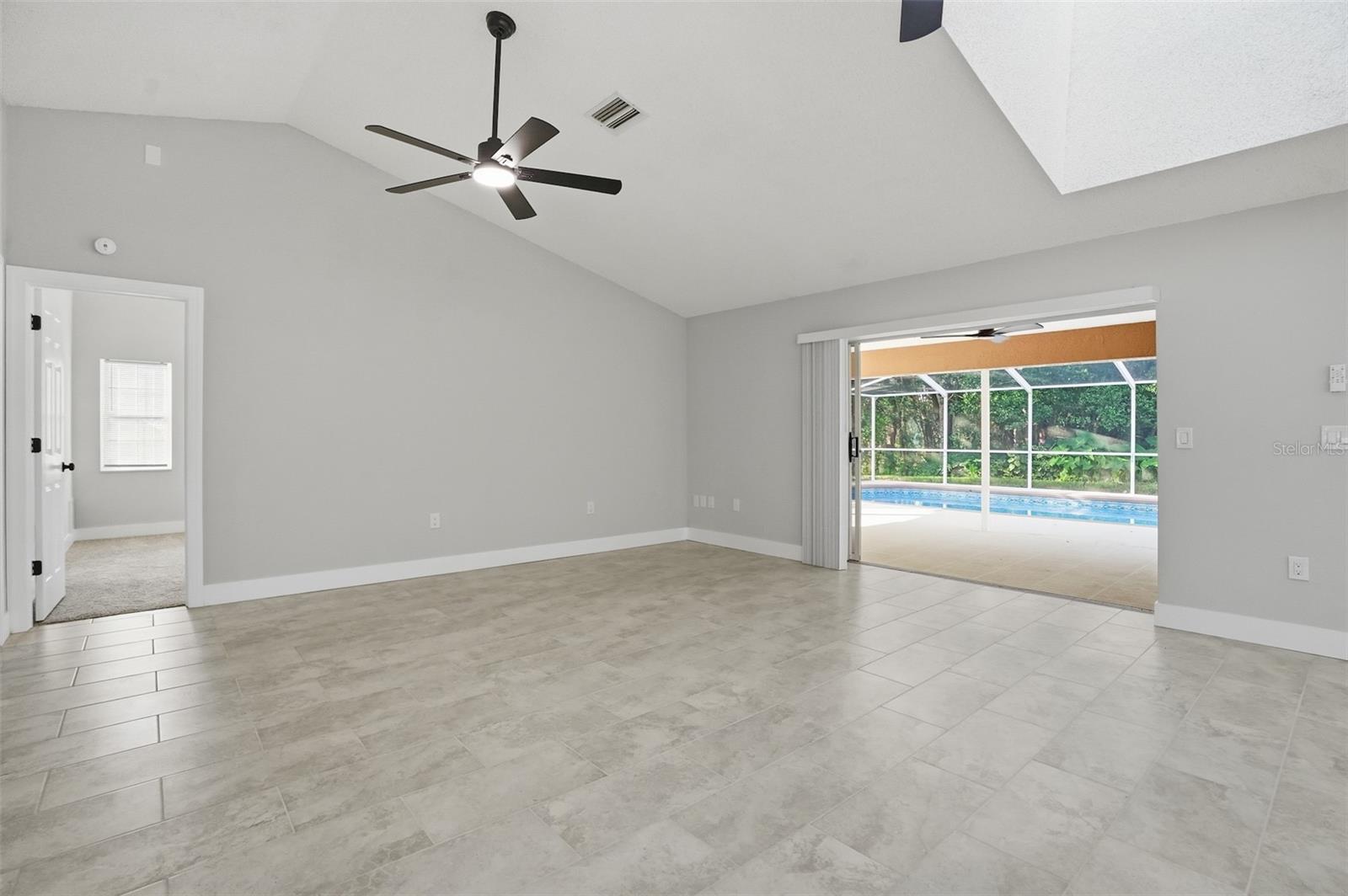 RAINBOW WOODS - Residential