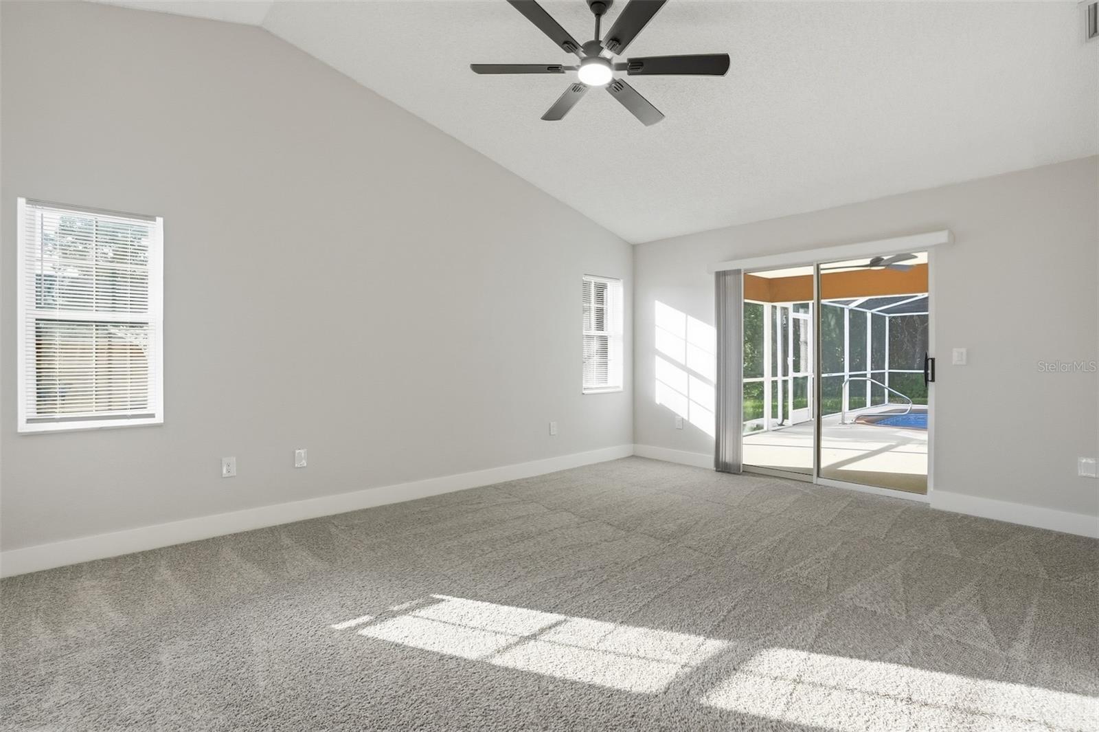 RAINBOW WOODS - Residential