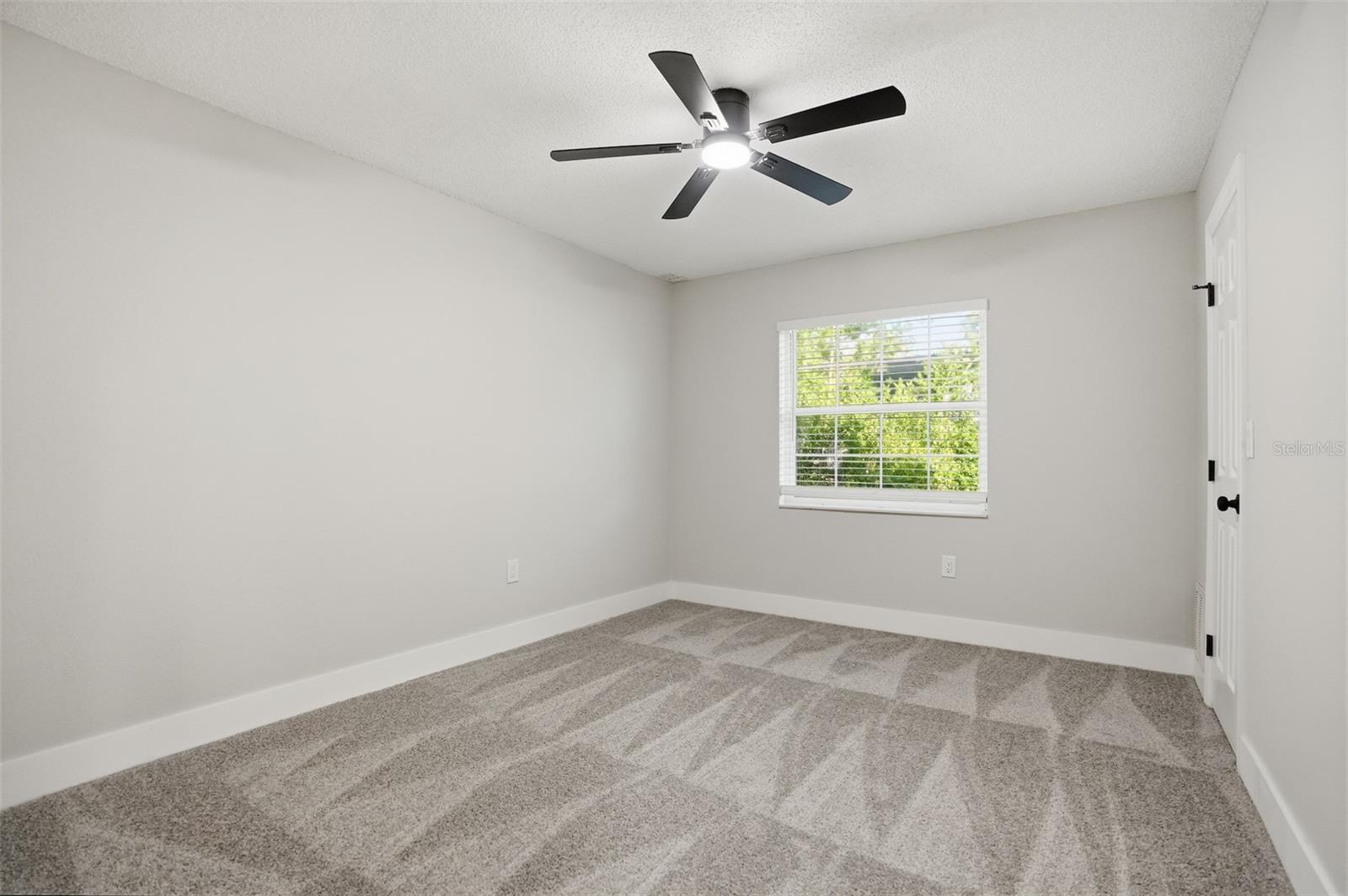 RAINBOW WOODS - Residential