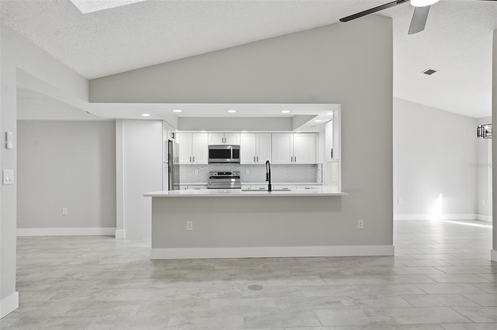 RAINBOW WOODS - Residential