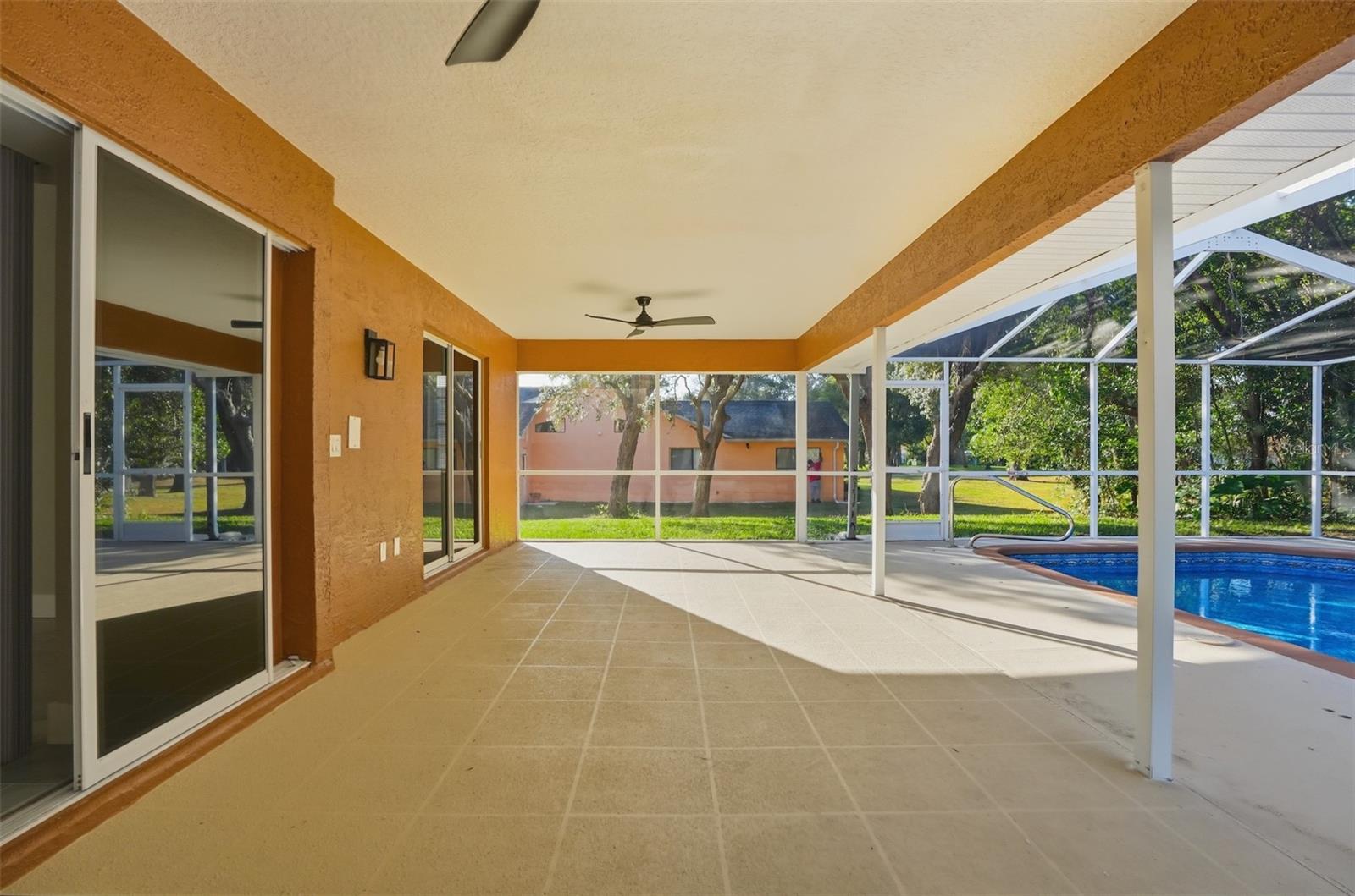 RAINBOW WOODS - Residential