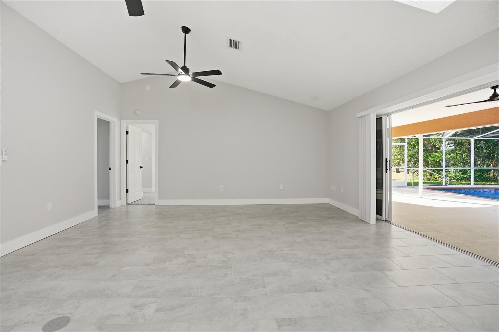 RAINBOW WOODS - Residential