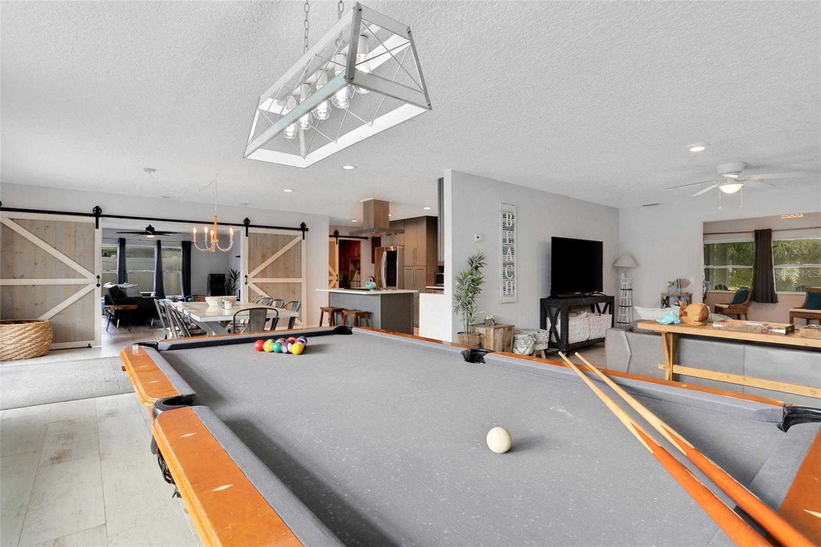 VENICE PARK - Residential