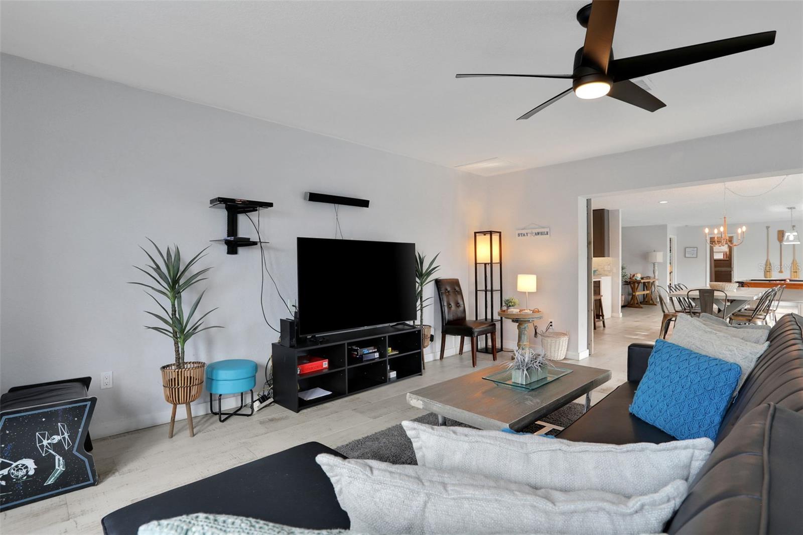 VENICE PARK - Residential