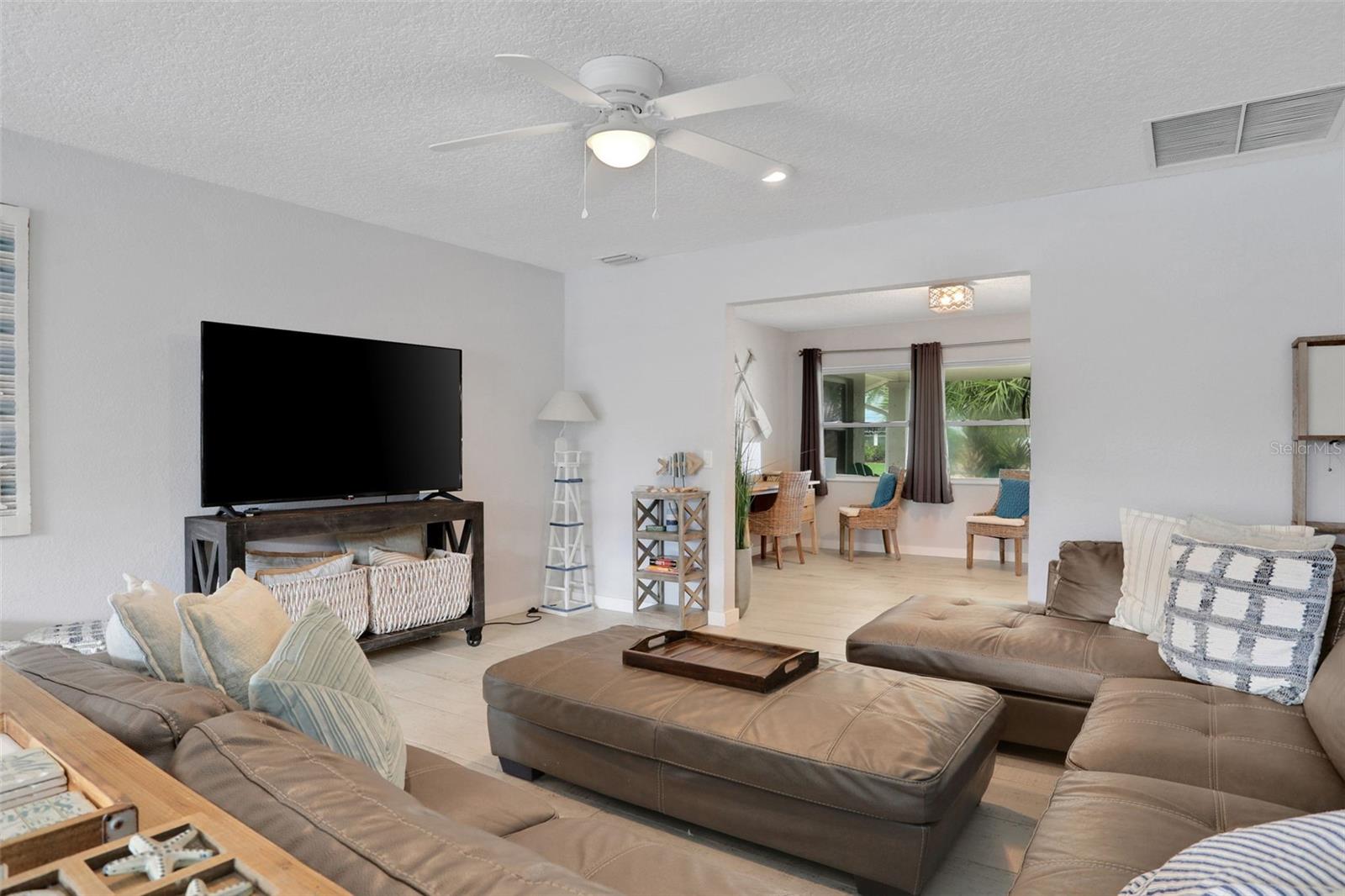 VENICE PARK - Residential