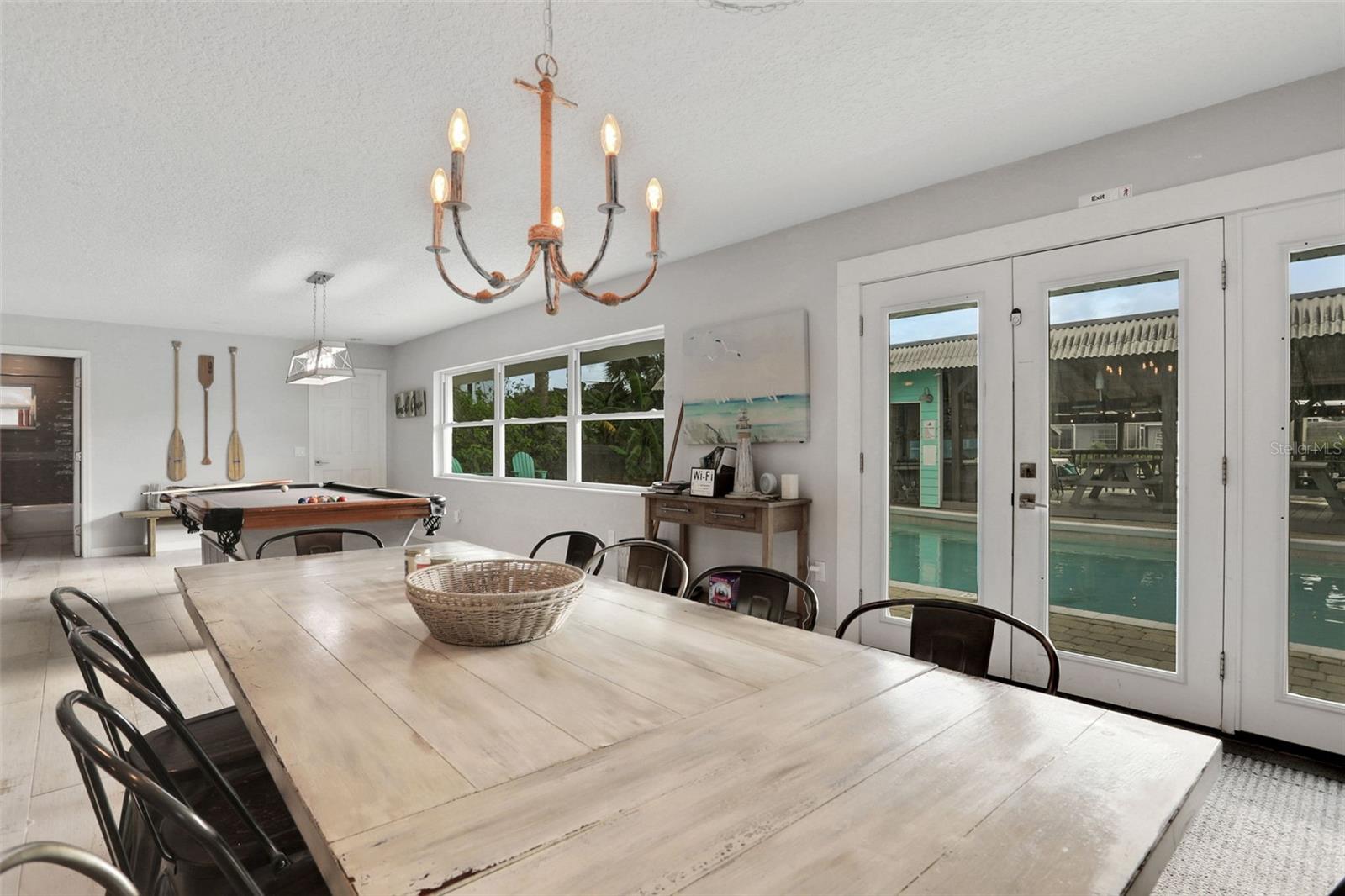 VENICE PARK - Residential