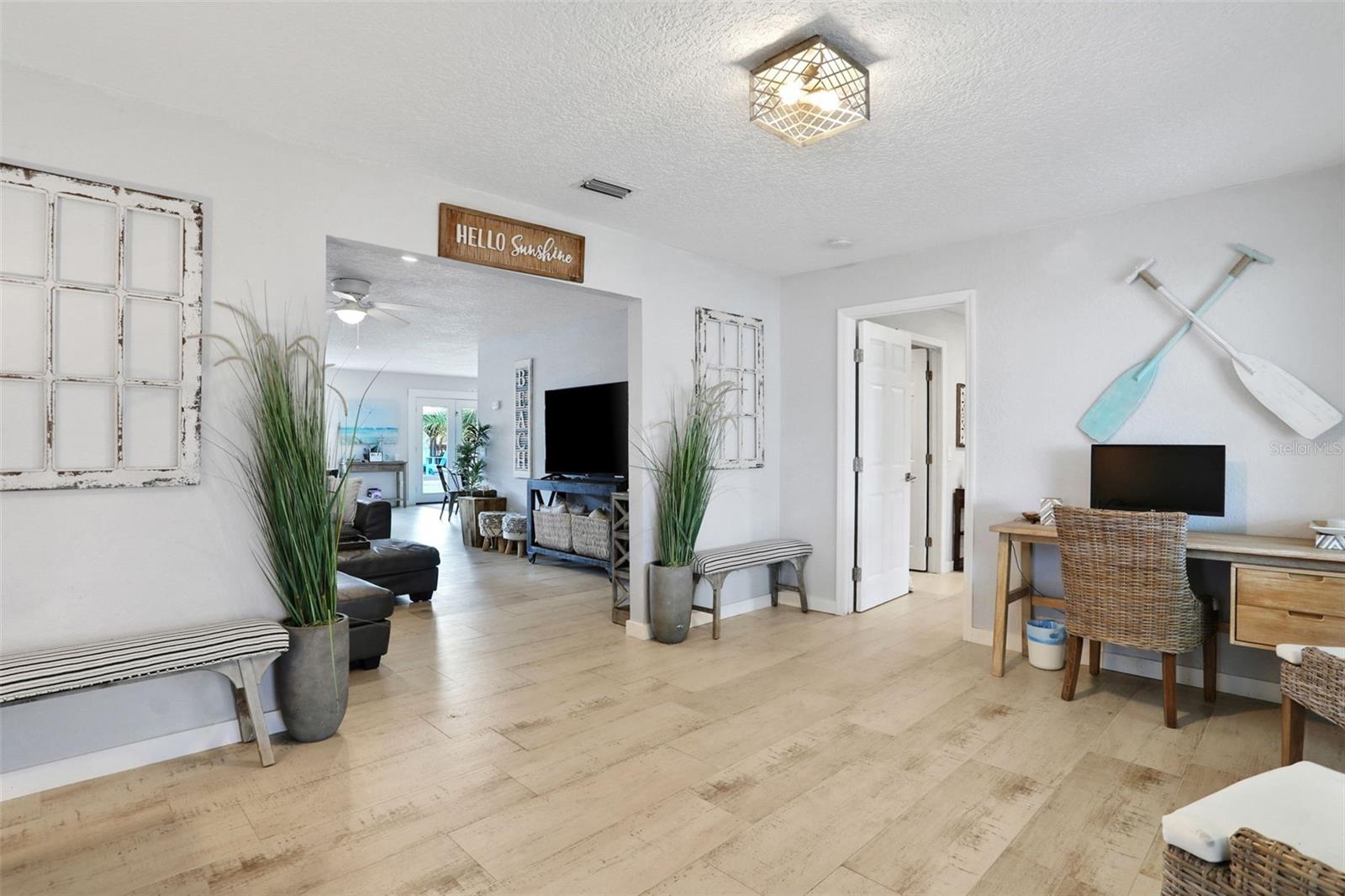 VENICE PARK - Residential