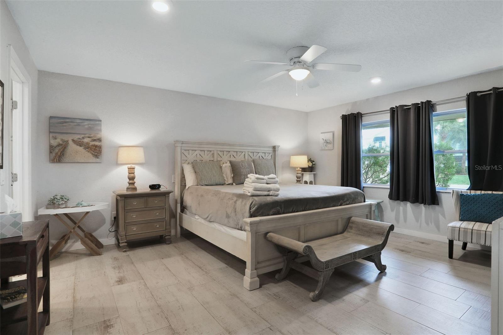 VENICE PARK - Residential