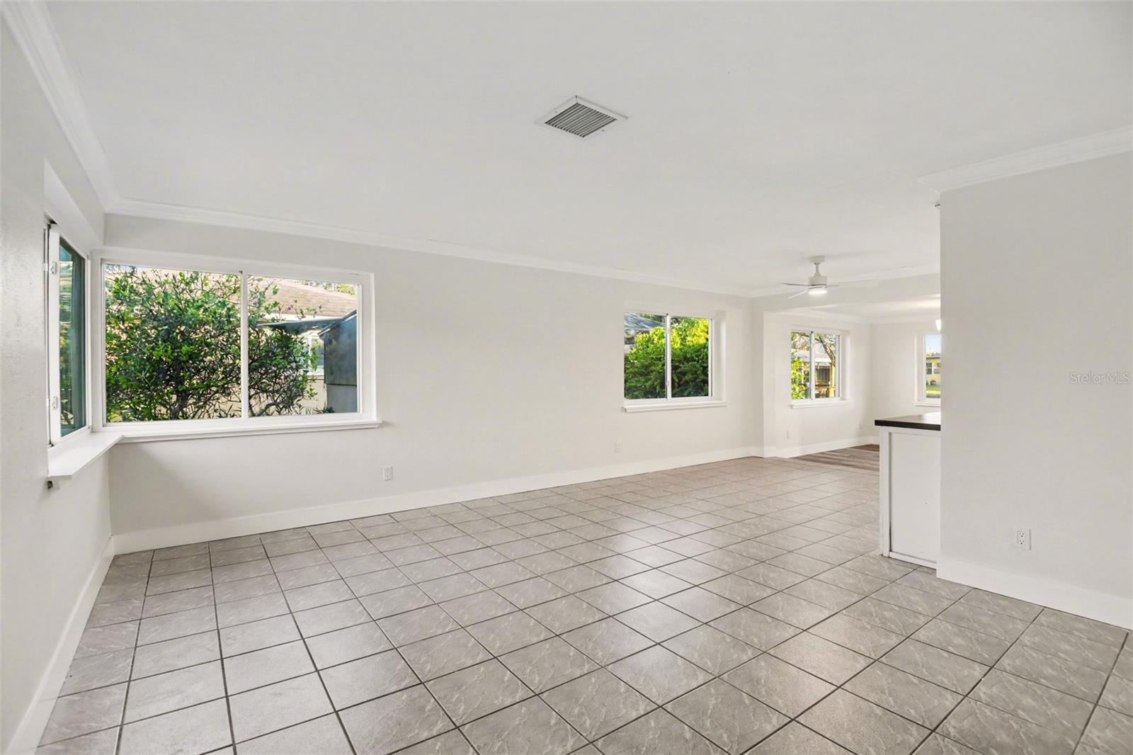 BLUE WATER SHORES - Residential