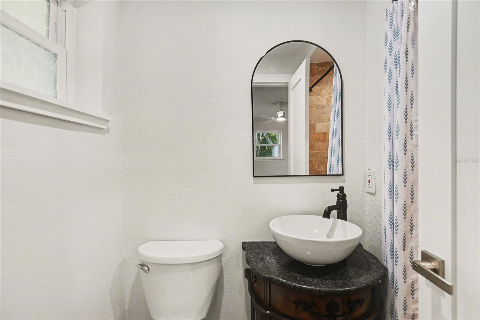 BLUE WATER SHORES - Residential