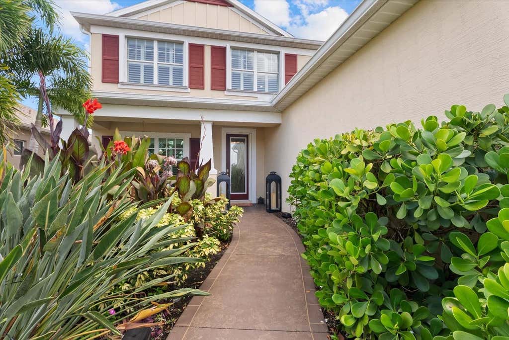 Photo of 4522 Cedar Brush Terrace, Sarasota, FL 34243 (MLS # A4703393)