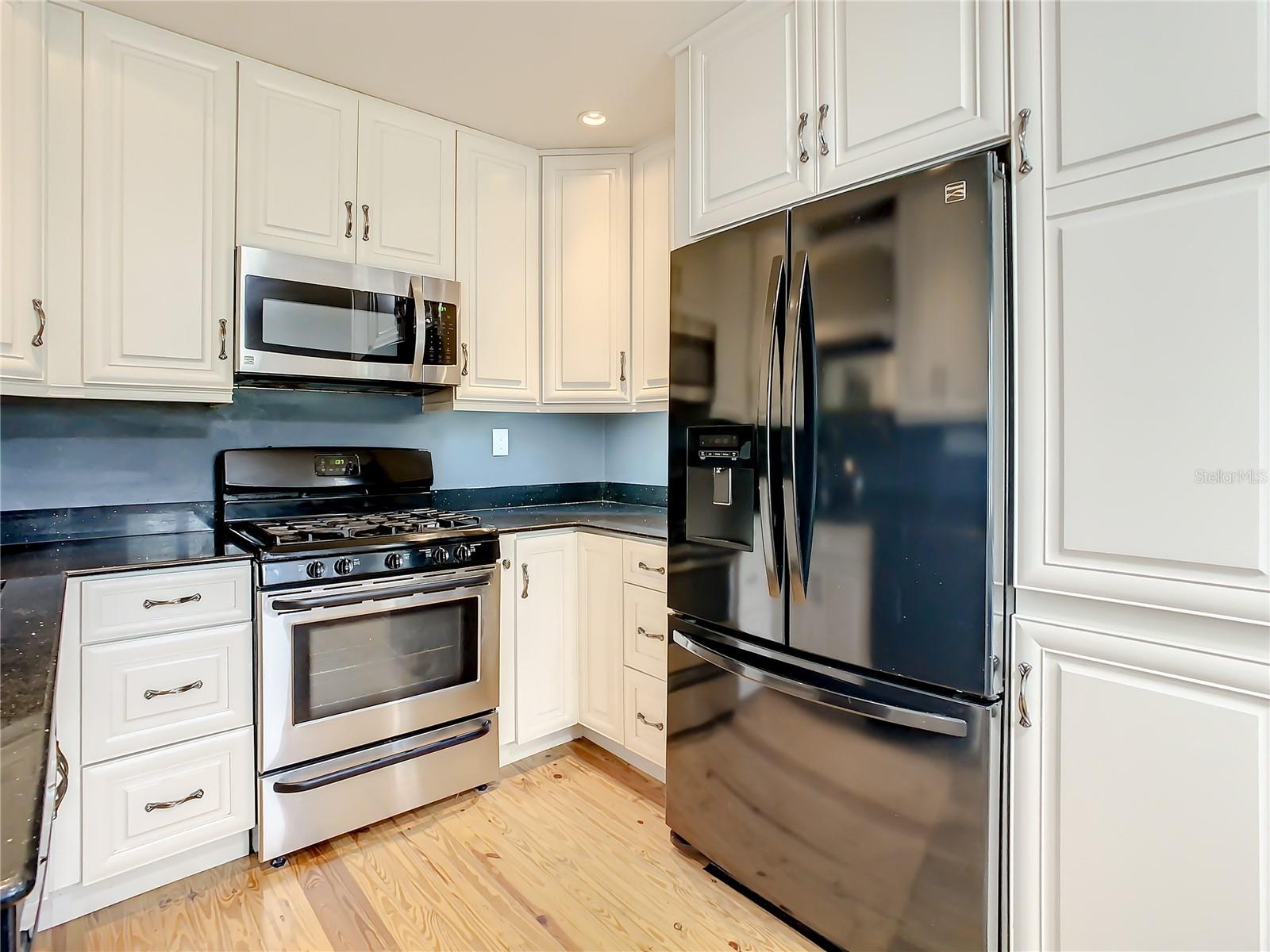 BROADMOOR SUB - Residential Lease