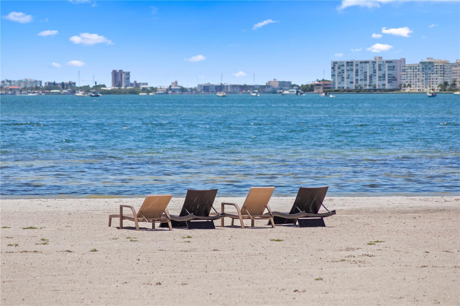 DOLPHIN CAY-PHASE 1 - Residential