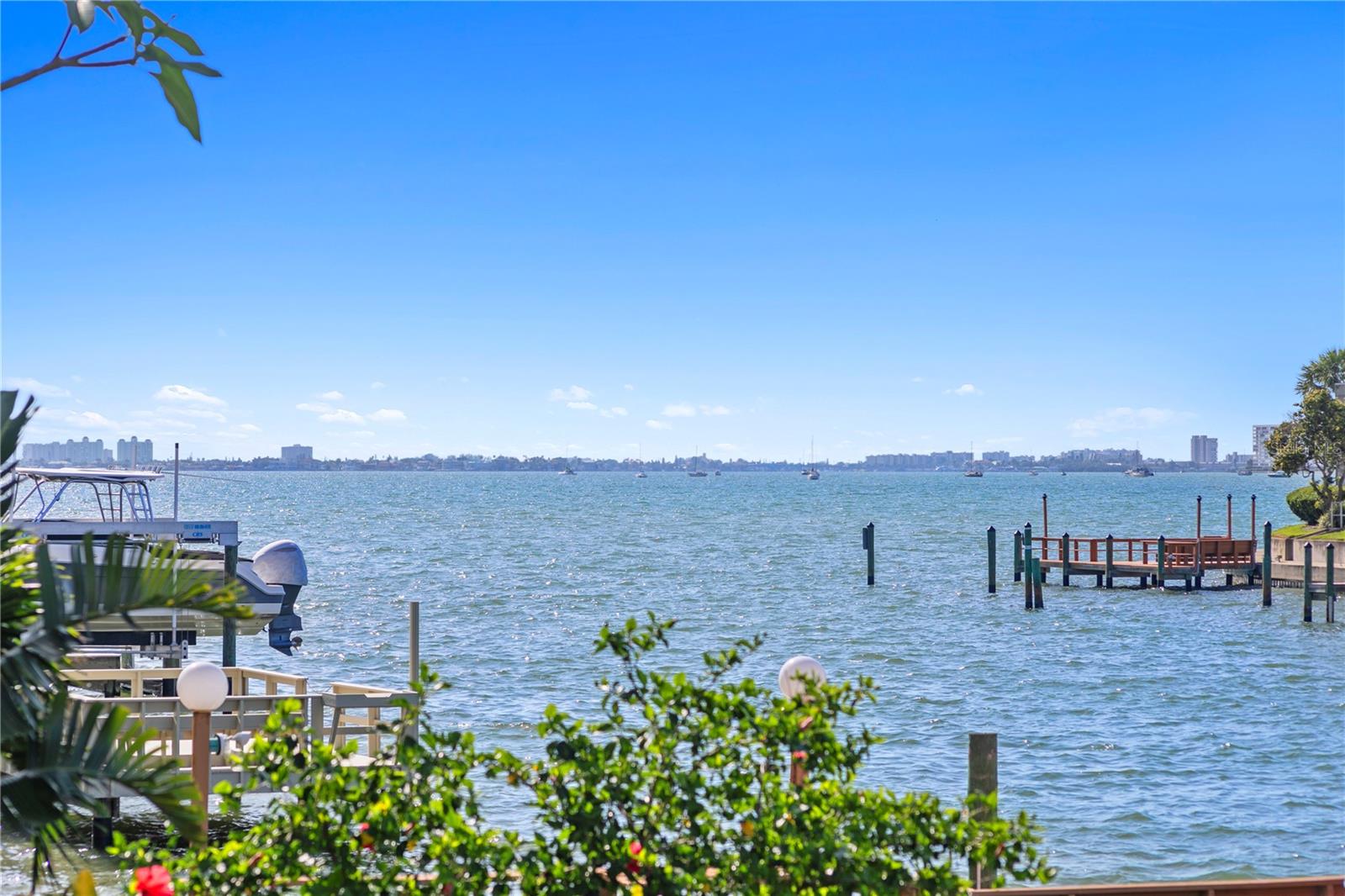 DOLPHIN CAY-PHASE 1 - Residential