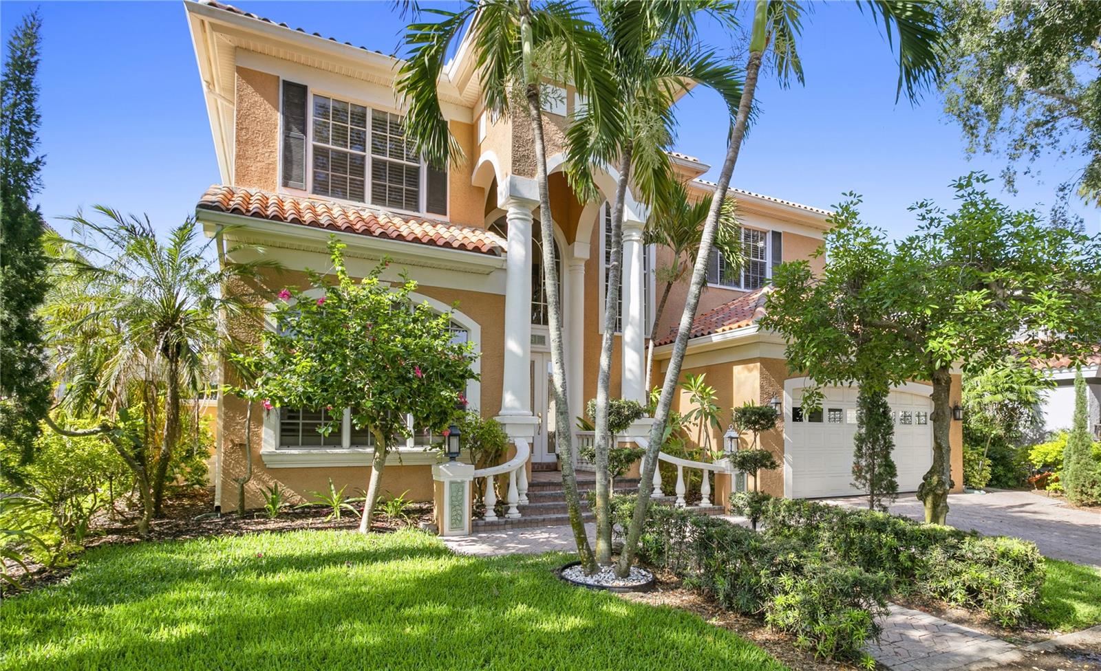 DOLPHIN CAY-PHASE 1 - Residential
