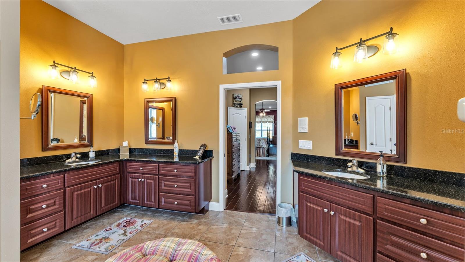 GRANDVIEW LANDINGS - Residential