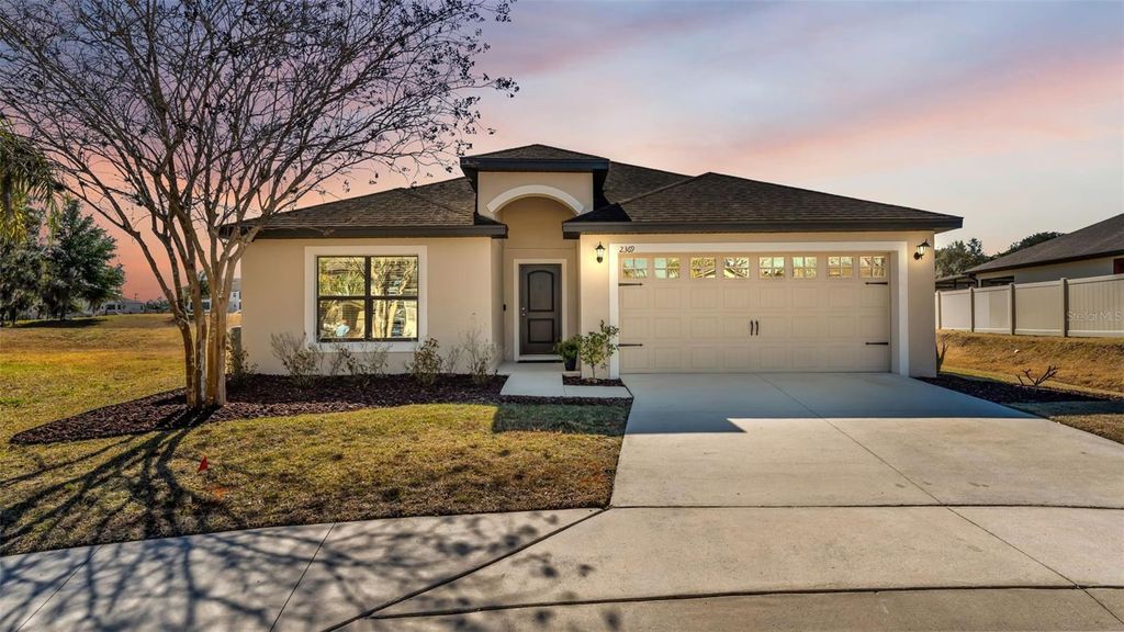 Photo of 2369 Isabella Court, Lakeland, FL 33805 (MLS # L4959319)