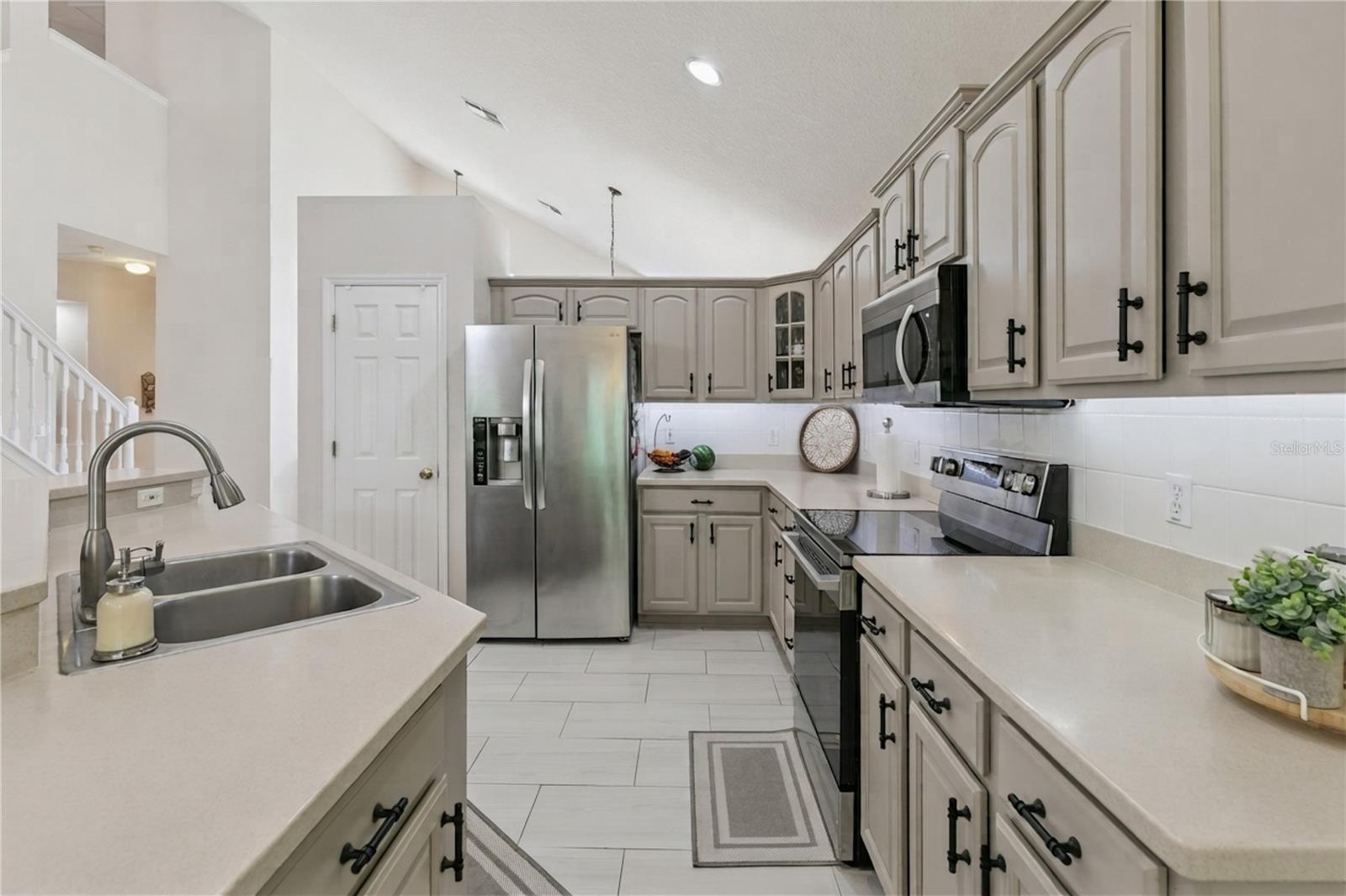 9966 HIDDEN DUNES LANE