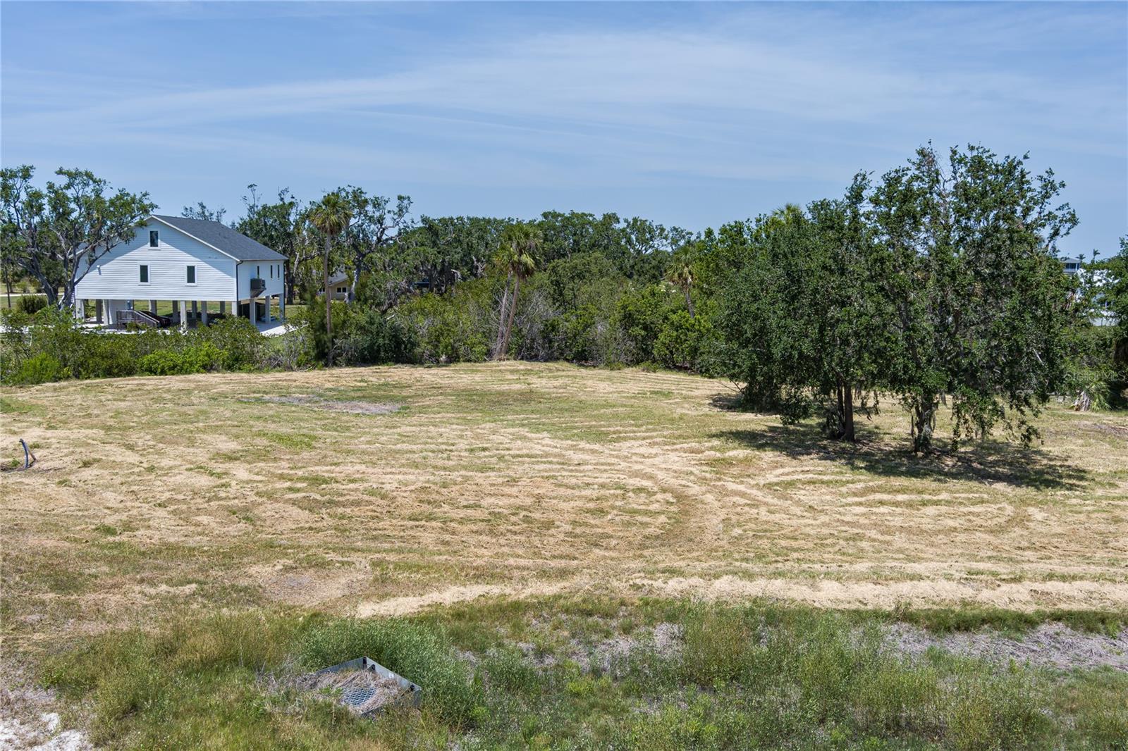 818 BAYOU POINT COURT