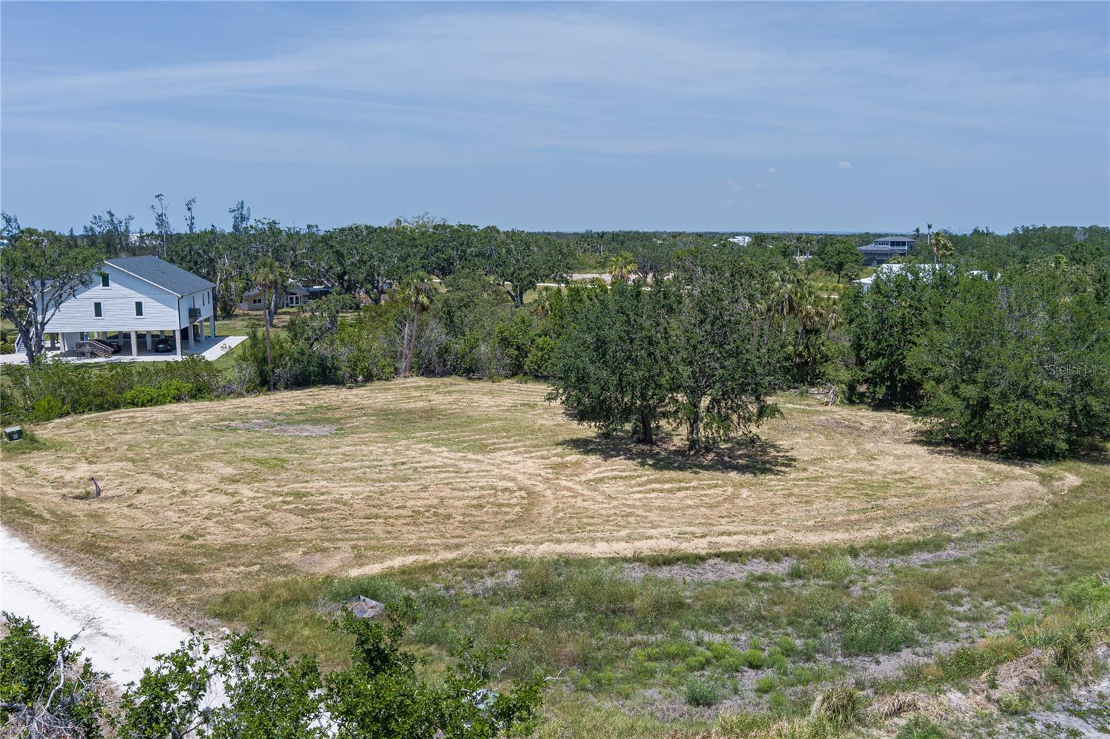 818 BAYOU POINT COURT