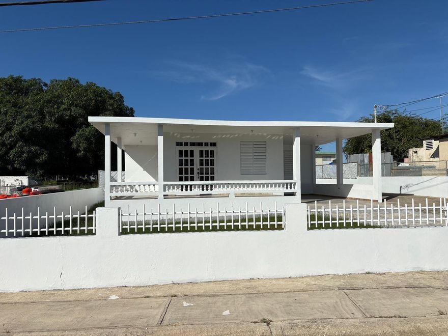 Residence for sale located at Road #2, Km 94.2 (interior), Barrio Yeguada, Camuy.  The property features 3 bedrooms, 1 bathroom, a covered carport, and a balcony, and is being sold with brand-new refrigerator and stove. The home offers 1,086 square feet of living area on a 341 square meter lot and is conveniently located just minutes by car from Walgreens (2 minutes), Econo Supermarket (5 minutes), and Camuy Town Plaza (9 minutes).