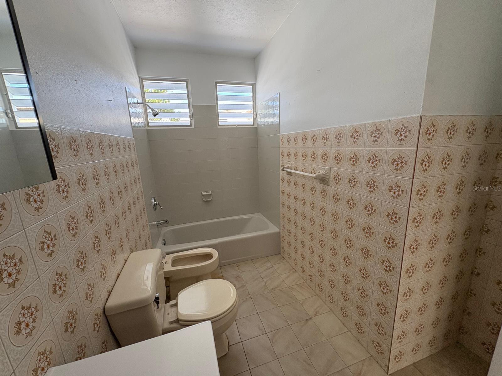 BARRIO YEGUADA - Residential